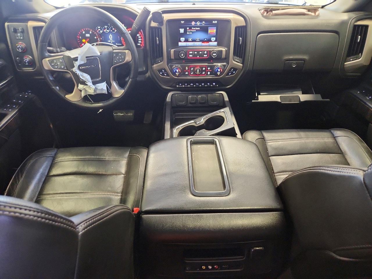 2015 Gmc Sierra K2500 Denali White vin: 1GT120E88FF552297