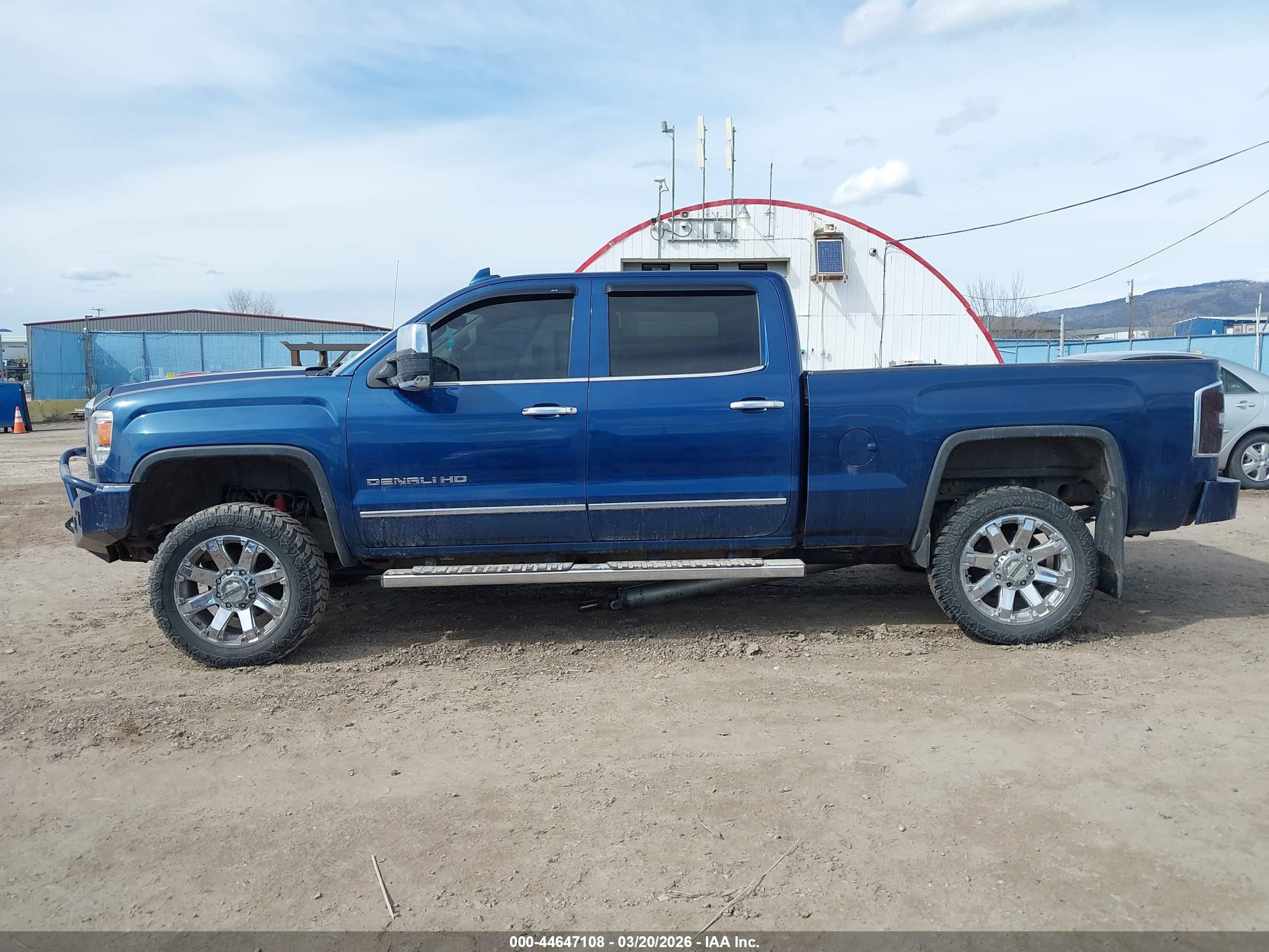 2015 Gmc Sierra 2500hd Denali Синий vin: 1GT120E88FF575157