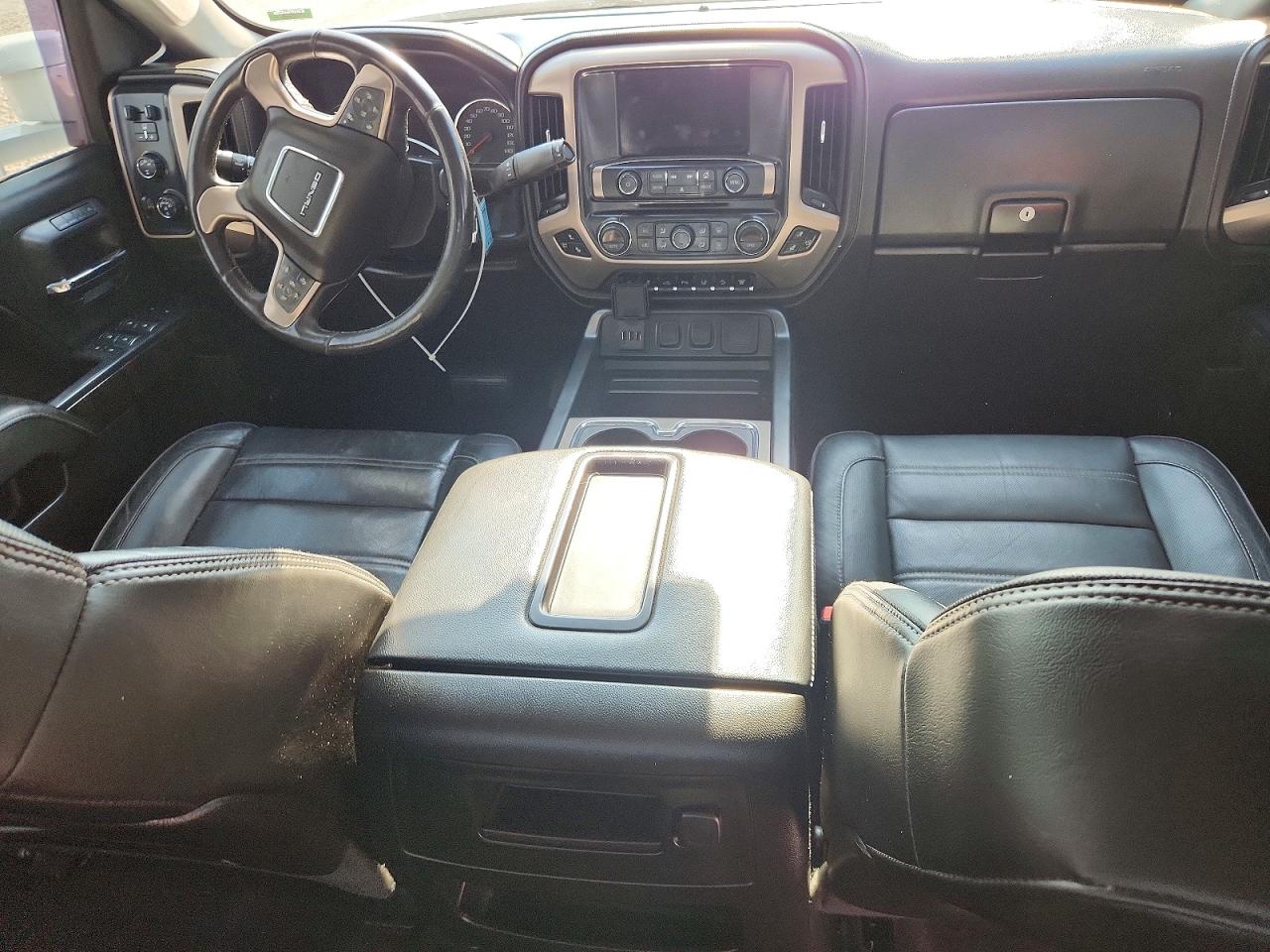 2015 Gmc Sierra K2500 Denali White vin: 1GT120E89FF645068