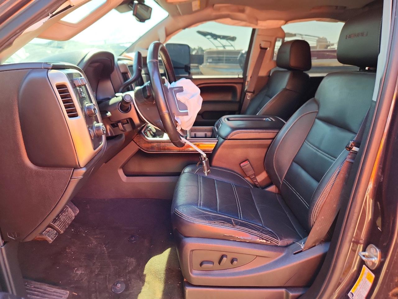 2015 Gmc Sierra K2500 Denali Угольный vin: 1GT120E89FF649153