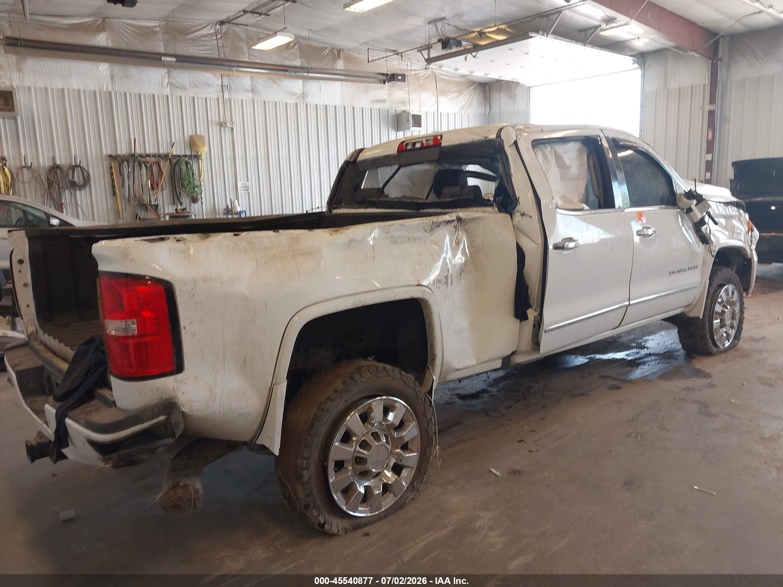 2015 Gmc Sierra 2500hd Denali White vin: 1GT120E8XFF117183