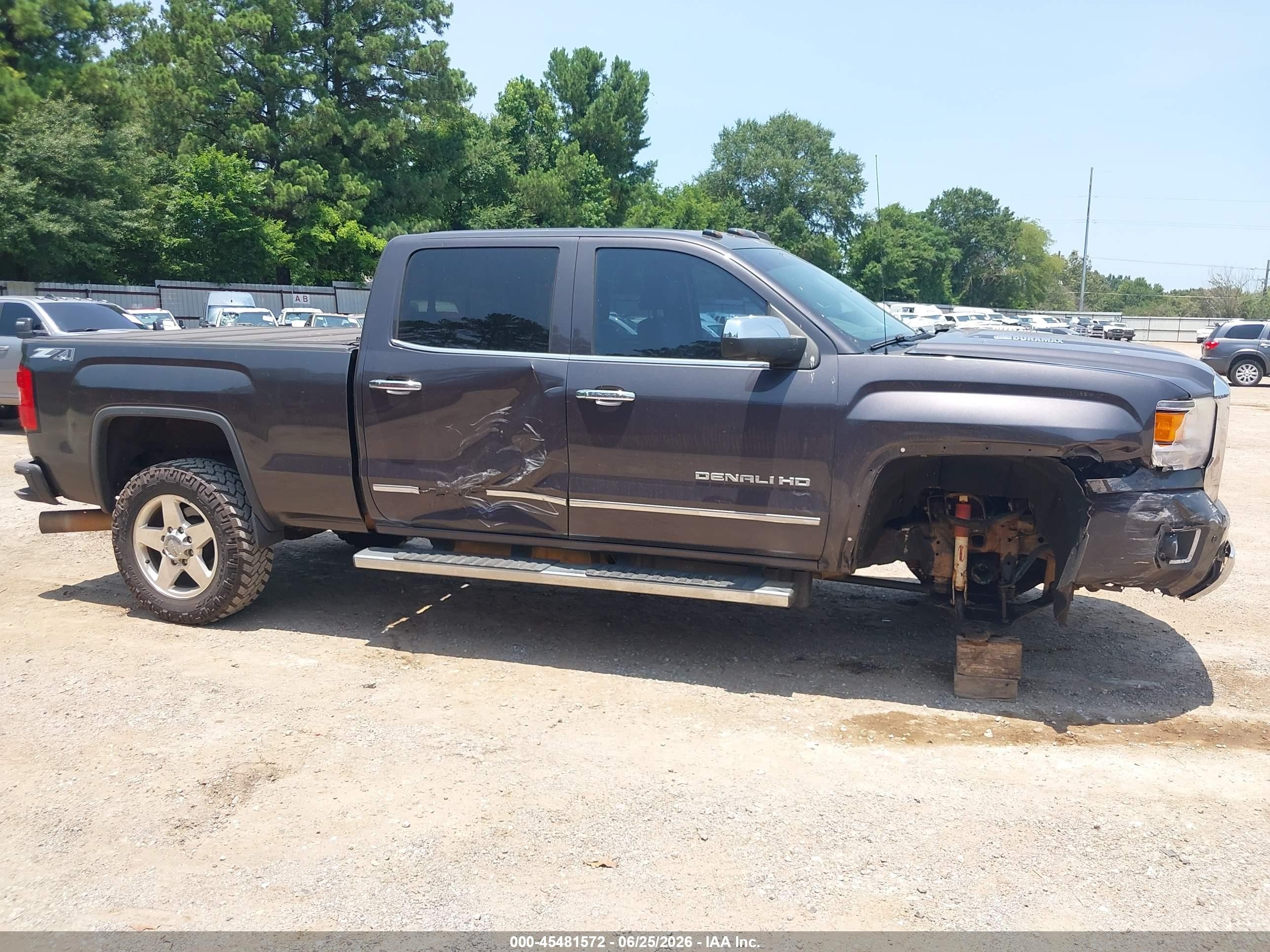 2015 Gmc Sierra 2500hd Denali Gray vin: 1GT120E8XFF180655