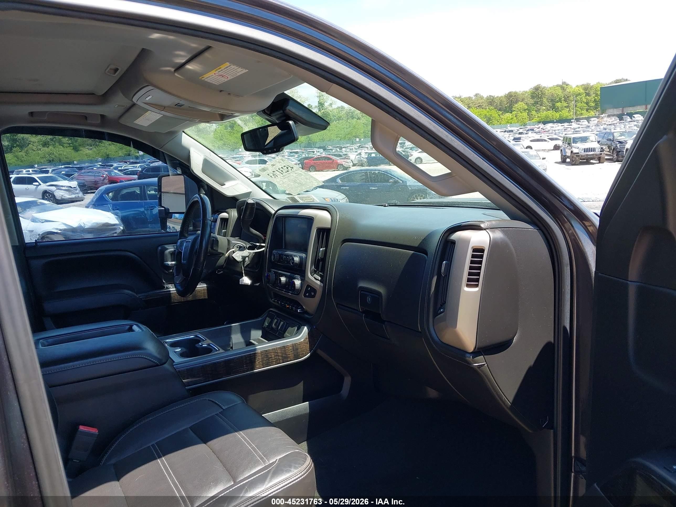 2015 Gmc Sierra 2500hd Denali Gray vin: 1GT120E8XFF563902
