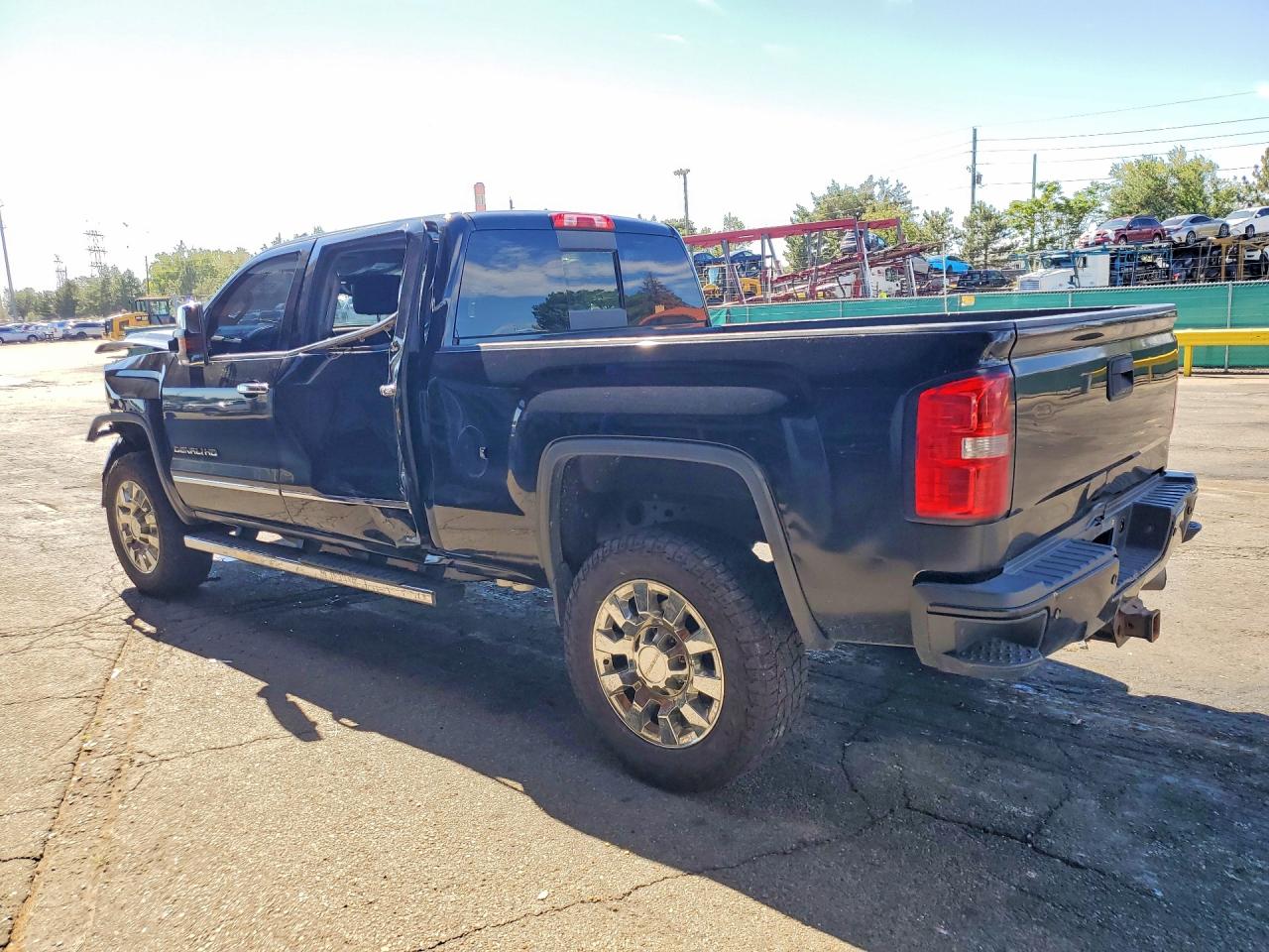 2015 Gmc Sierra K2500 Denali Black vin: 1GT120E8XFF608739