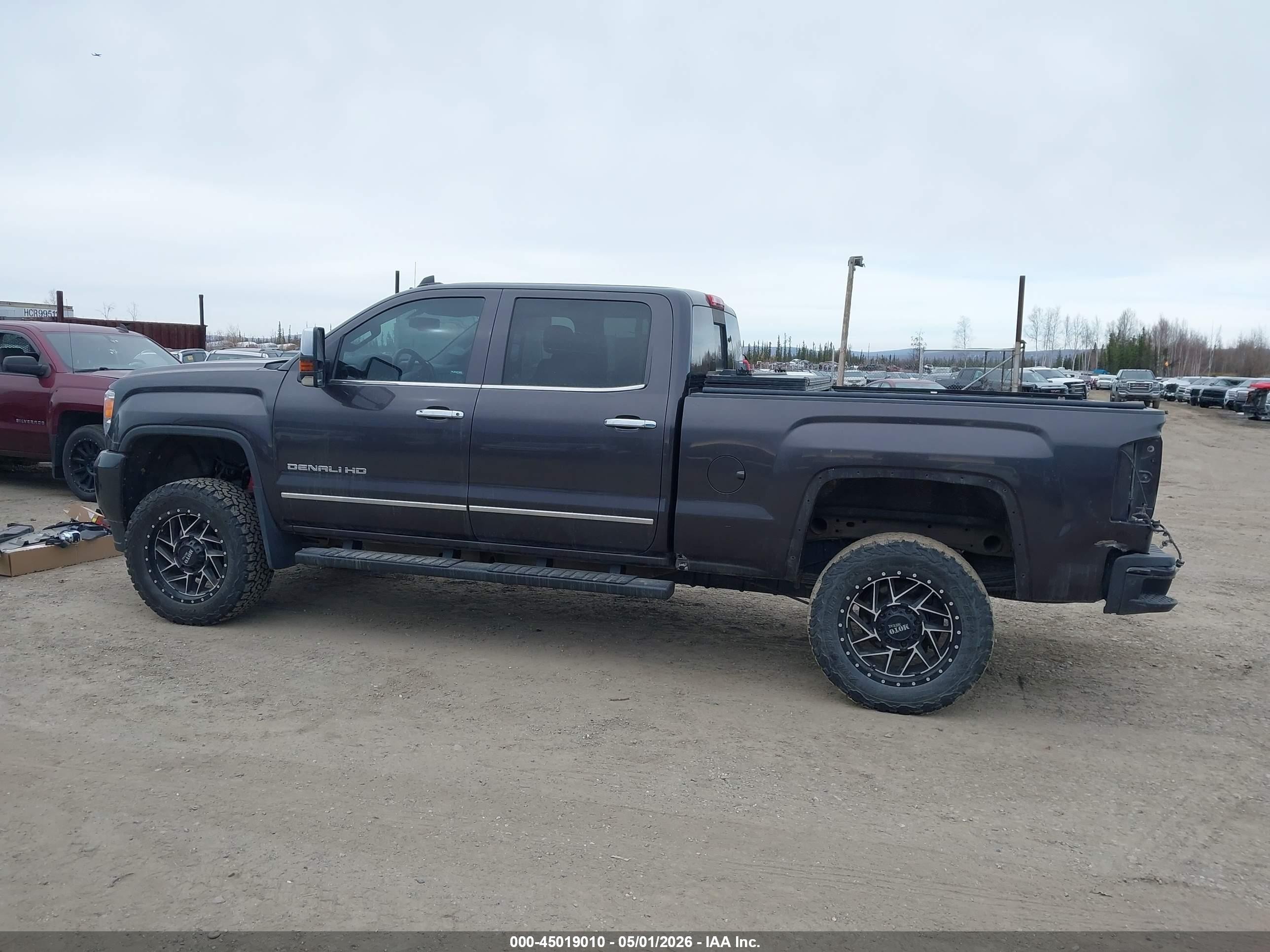 2015 Gmc Sierra 2500hd Denali Gray vin: 1GT120EG2FF679070