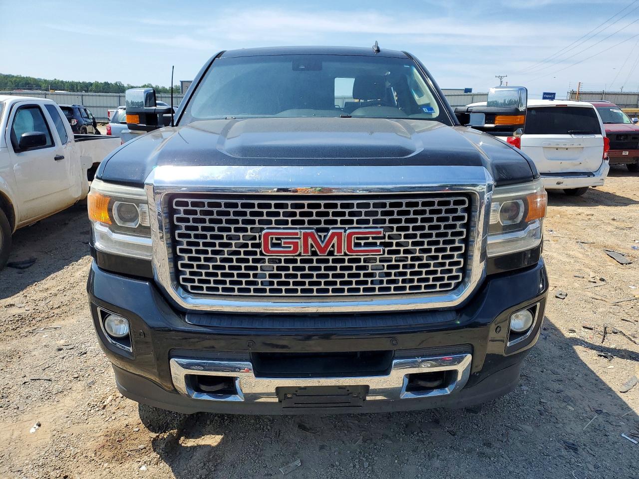 2015 Gmc Sierra K2500 Denali Black vin: 1GT120EG8FF100535