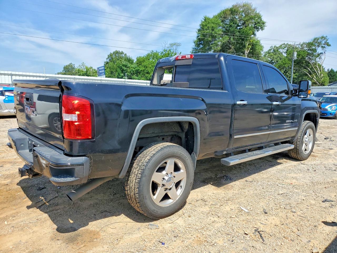 2015 Gmc Sierra K2500 Denali Black vin: 1GT120EG8FF100535