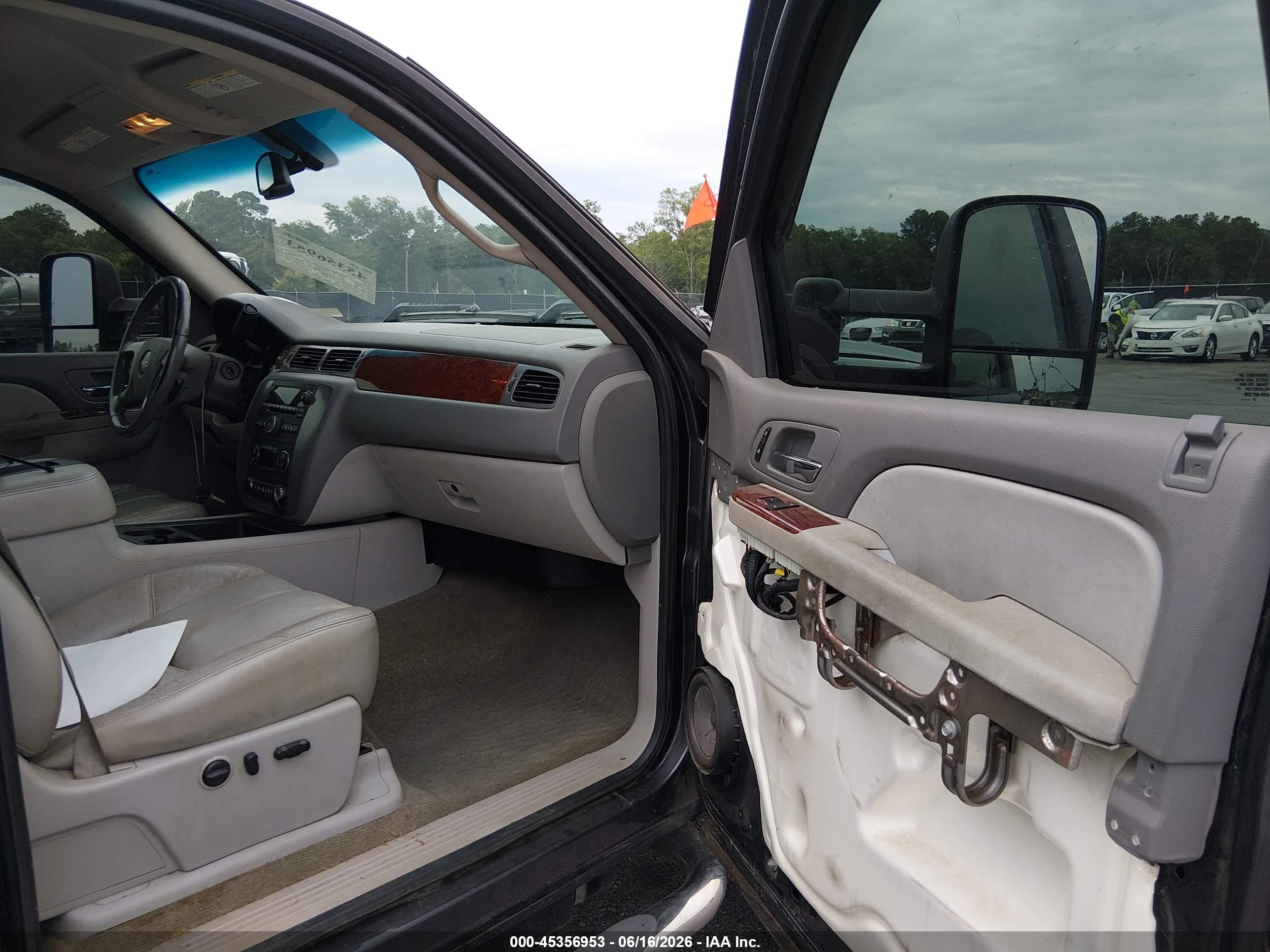 2011 Gmc Sierra 2500hd Slt Серый vin: 1GT121C81BF152813