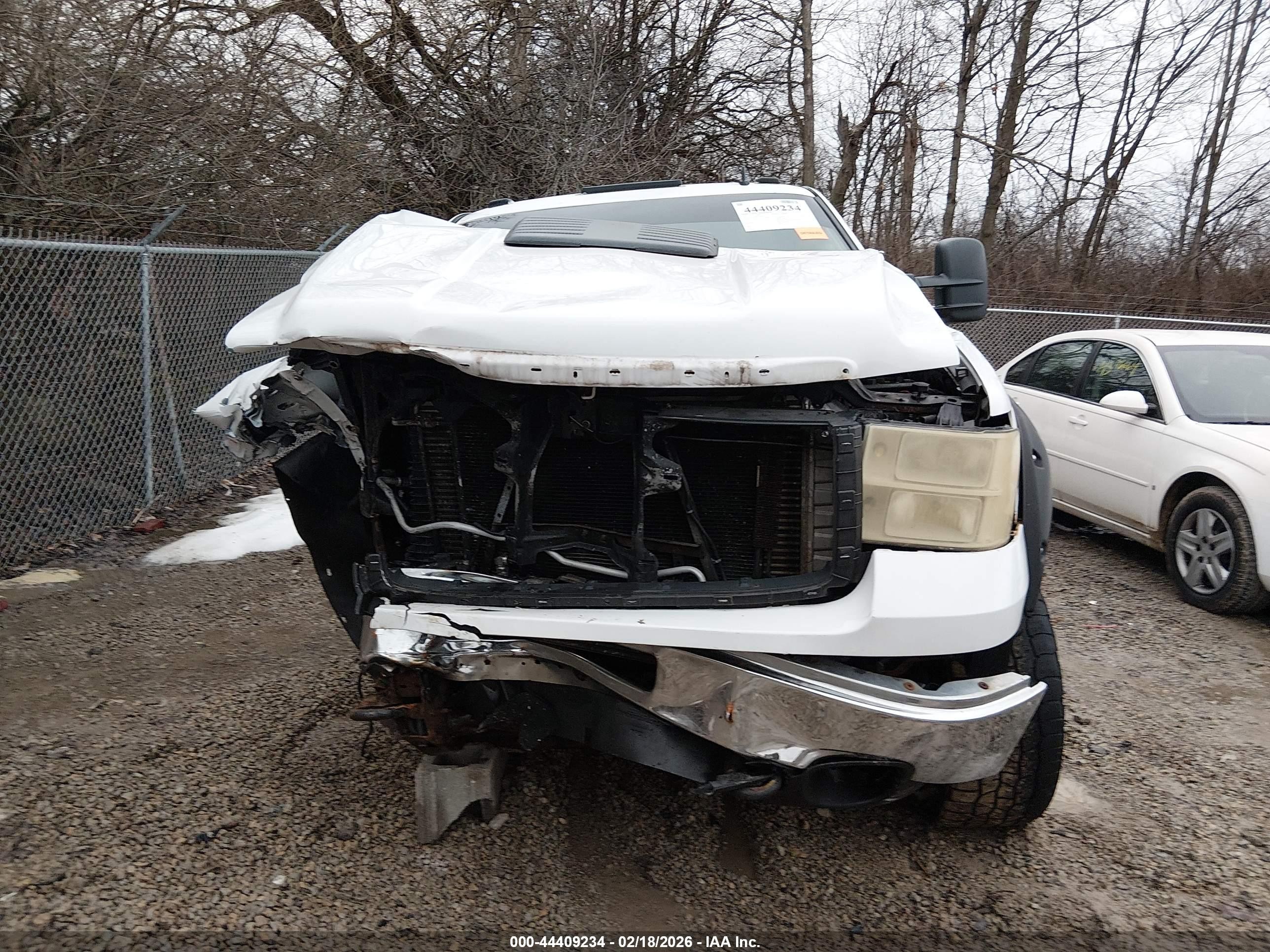 2011 Gmc Sierra 2500hd Slt White vin: 1GT121C83BF113141