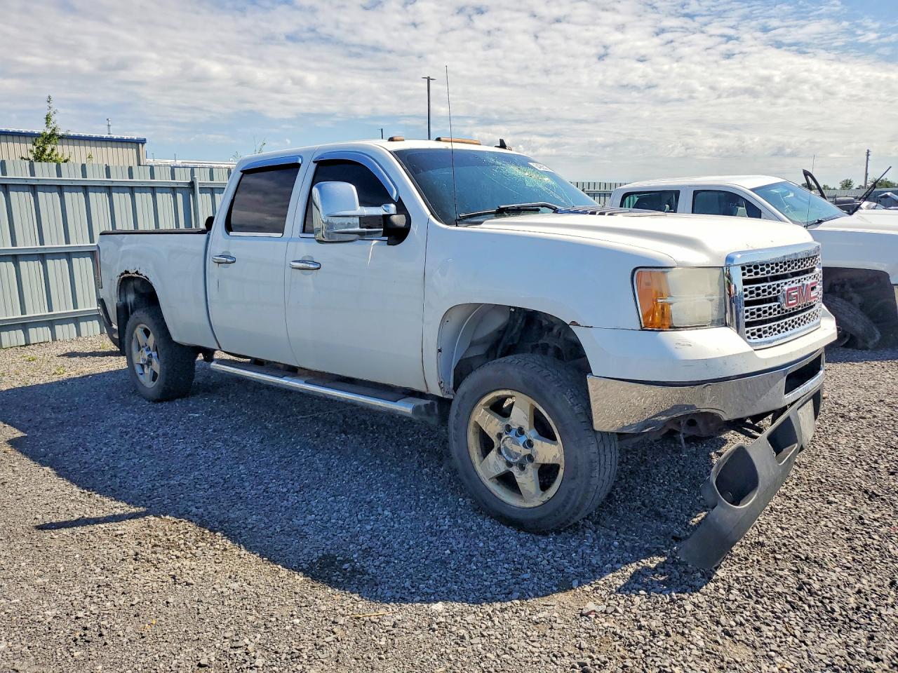 2011 Gmc Sierra K2500 Slt White vin: 1GT121C83BF114922