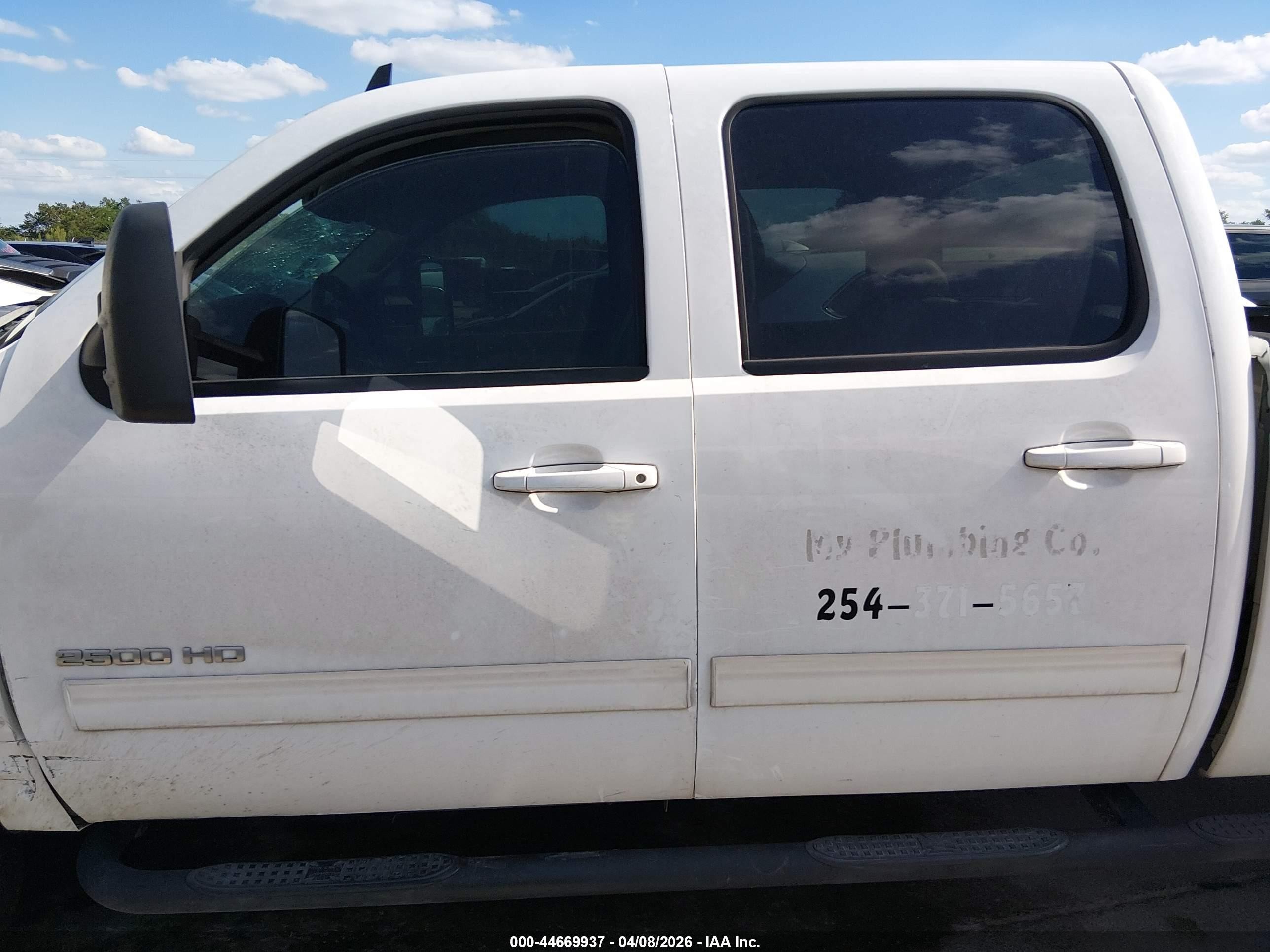 2011 Gmc Sierra 2500hd Slt White vin: 1GT121C85BF250646