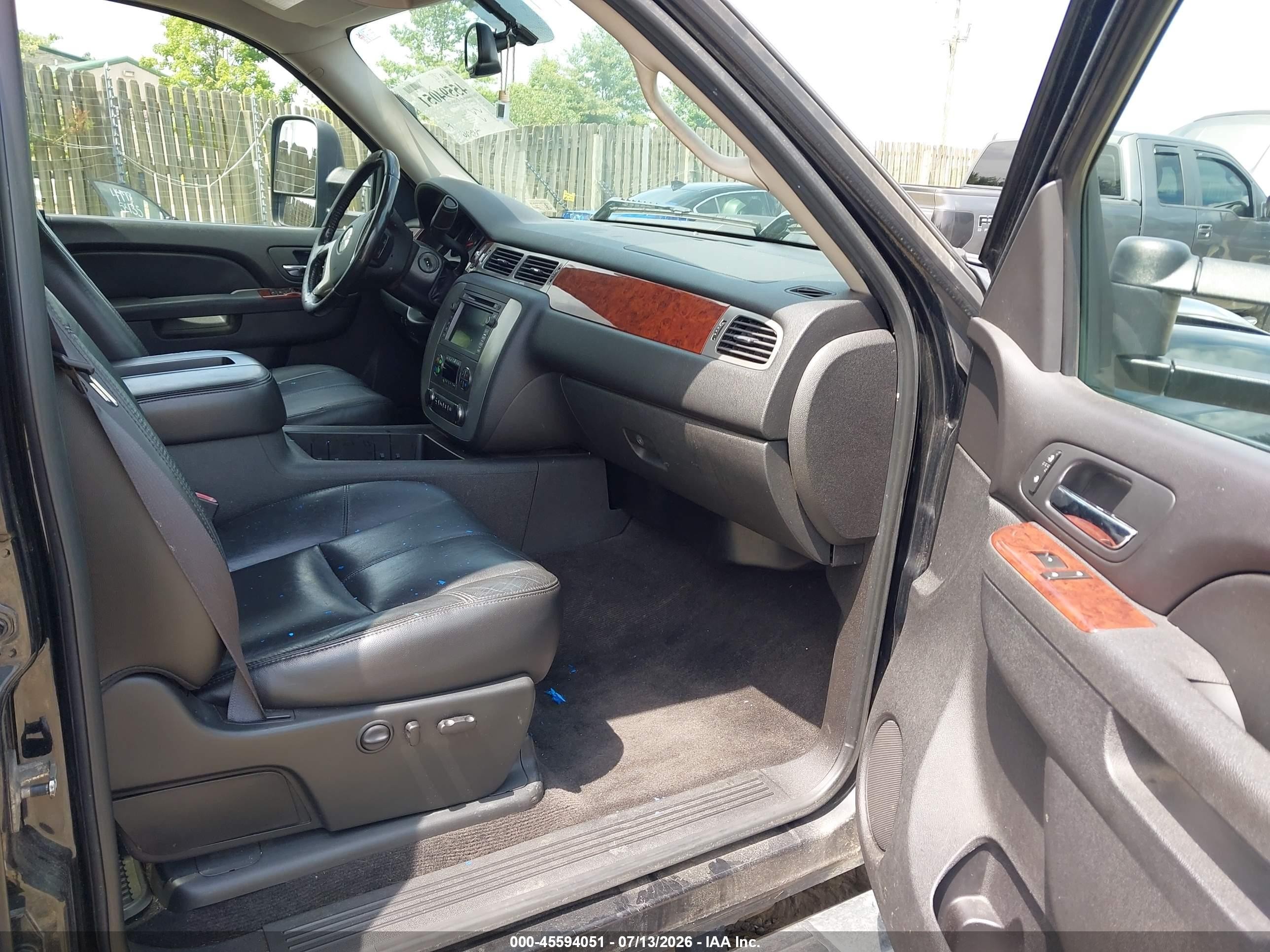 2011 Gmc Sierra 2500hd Slt Черный vin: 1GT121C86BF128877