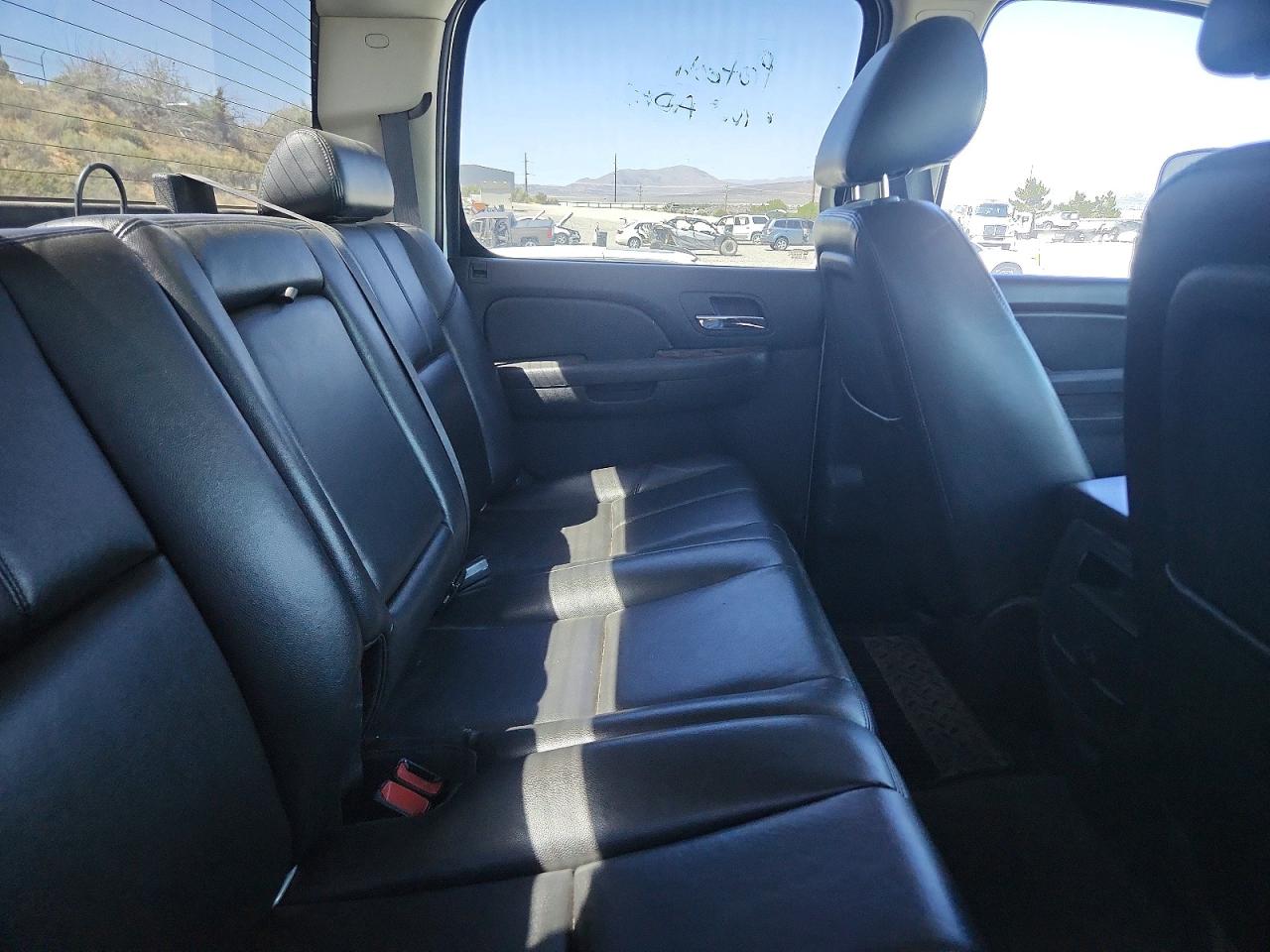2012 Gmc Sierra K2500 Slt White vin: 1GT121C89CF238081