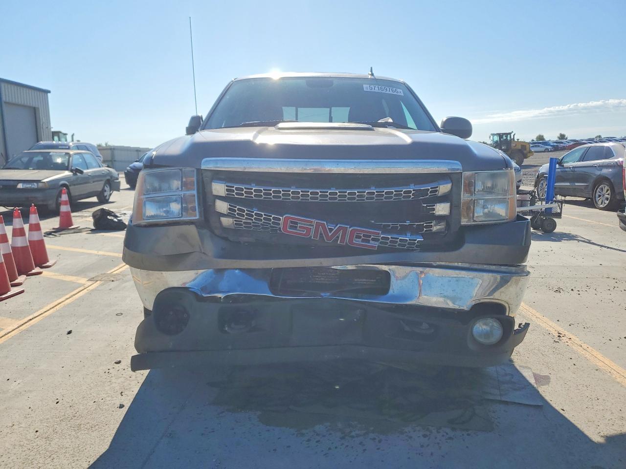 2014 Gmc Sierra K2500 Slt Серебряный vin: 1GT121E82EF115691