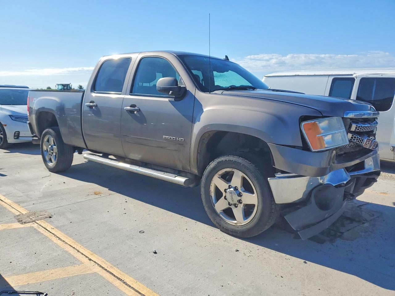 2014 Gmc Sierra K2500 Slt Серебряный vin: 1GT121E82EF115691