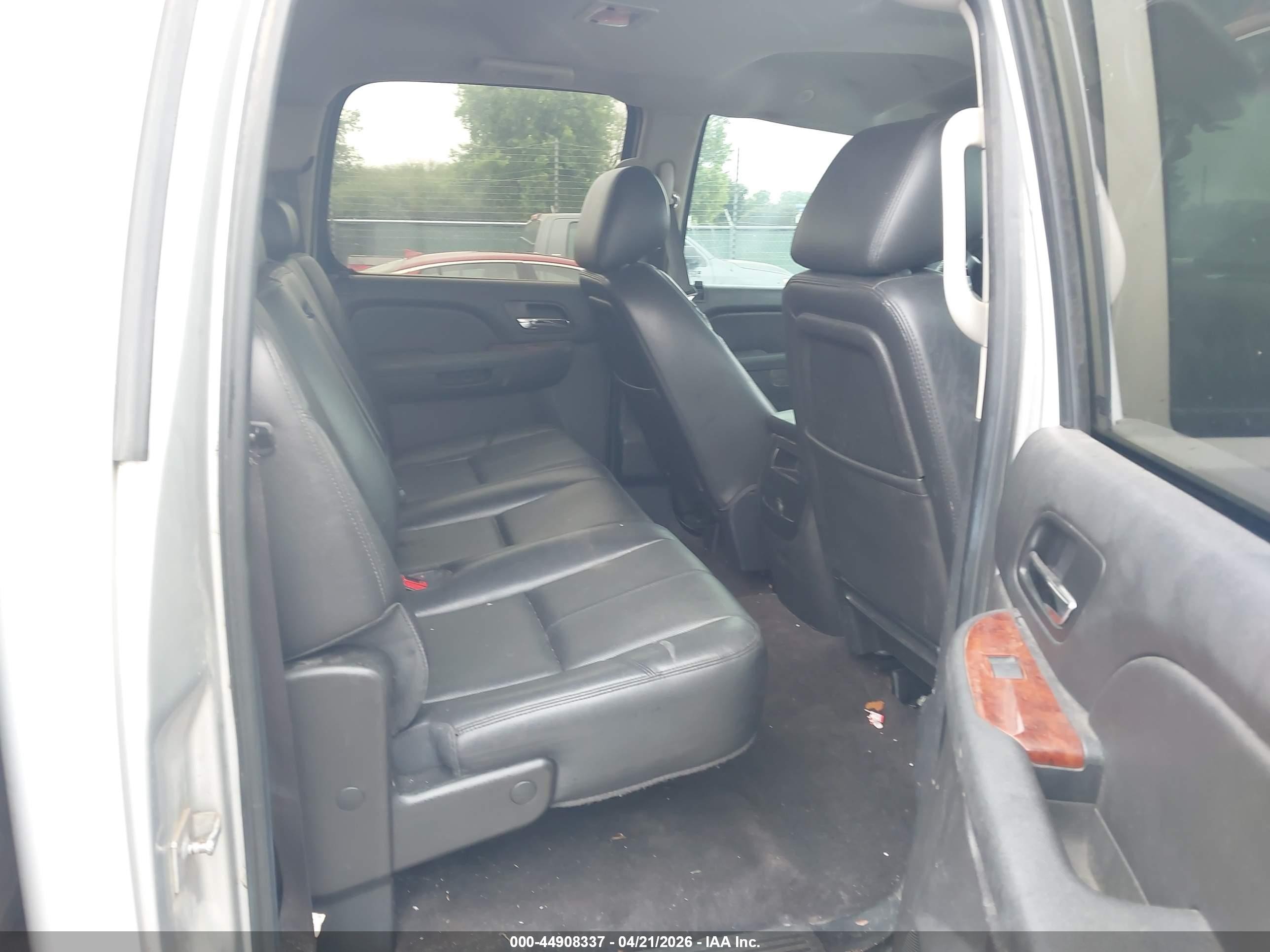 2014 Gmc Sierra 2500hd Slt Silver vin: 1GT121E89EF191067
