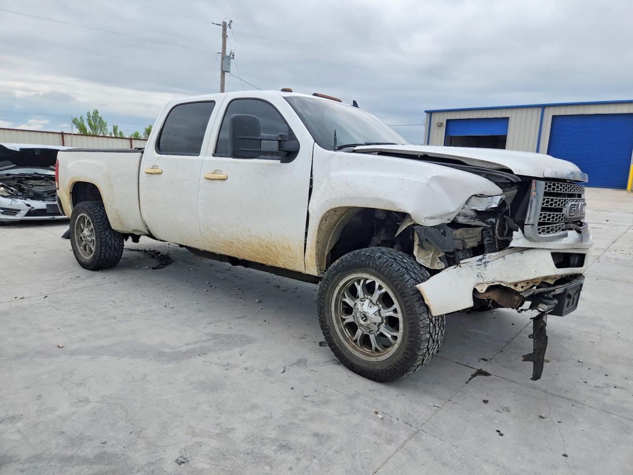 2011 Gmc Sierra K2500 Denali White vin: 1GT125C80BF254479