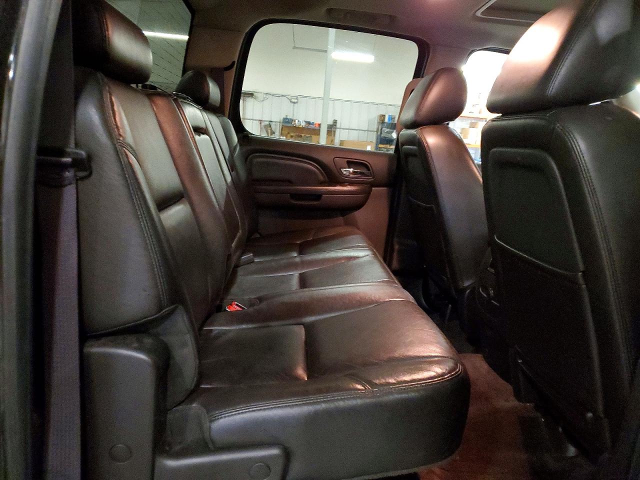 2011 Gmc Sierra K2500 Denali Black vin: 1GT125C85BF167192