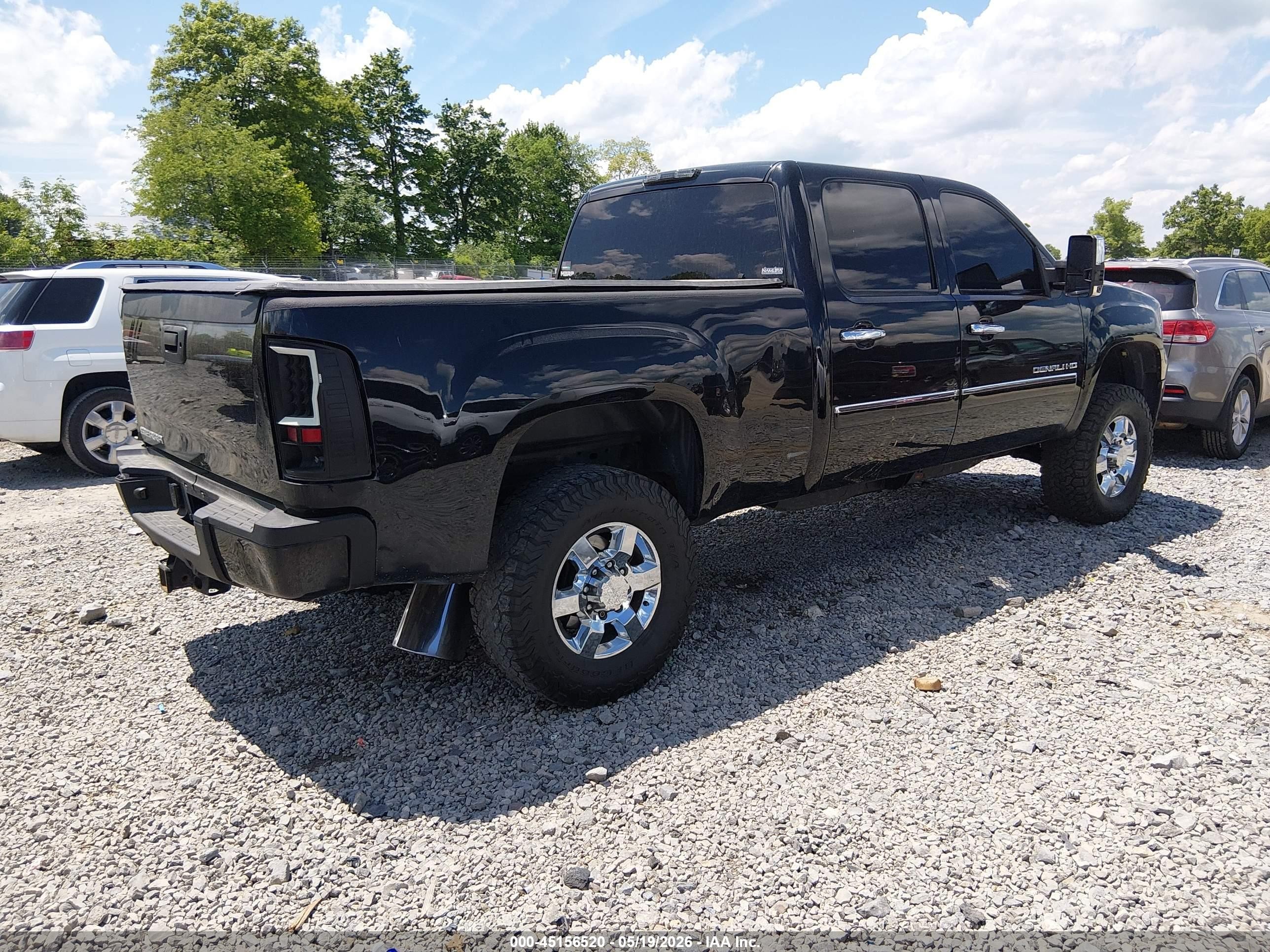 2011 Gmc Sierra 2500hd Denali Black vin: 1GT125C86BF143595