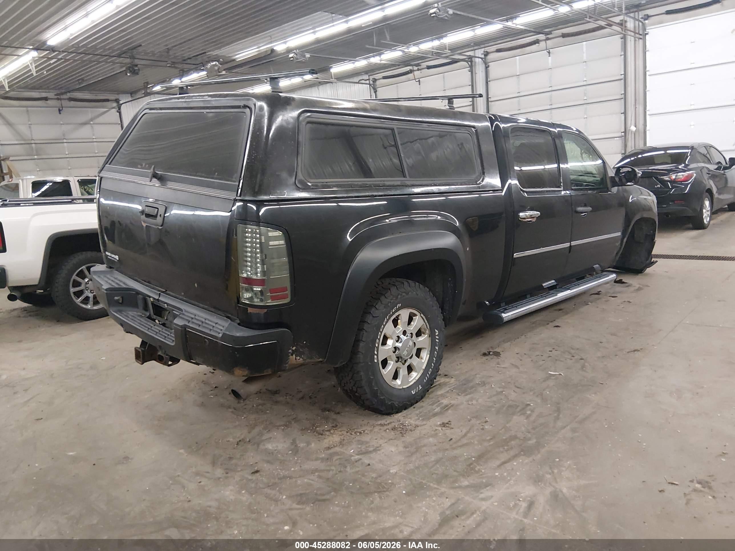2011 Gmc Sierra 2500hd Denali Black vin: 1GT125CG3BF202139