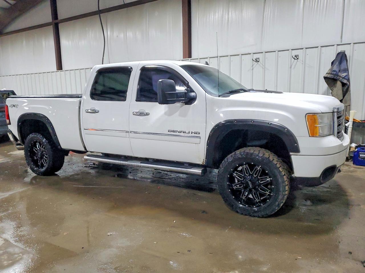 2012 Gmc Sierra K2500 Denali White vin: 1GT125E83CF194955
