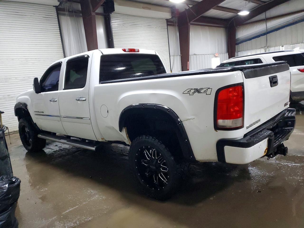 2012 Gmc Sierra K2500 Denali White vin: 1GT125E83CF194955