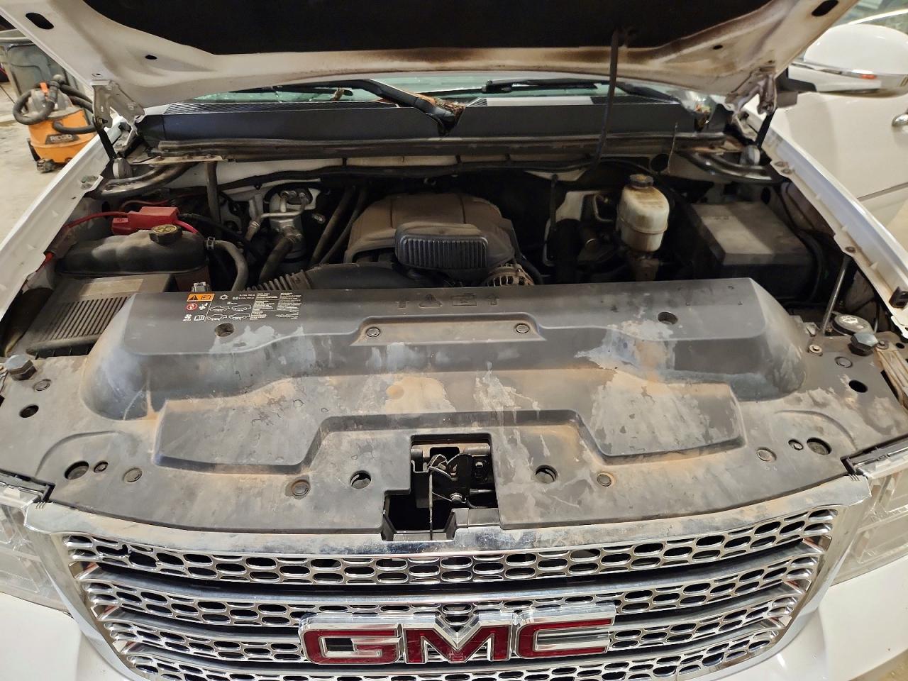 2012 Gmc Sierra K2500 Denali White vin: 1GT125EG1CF169656