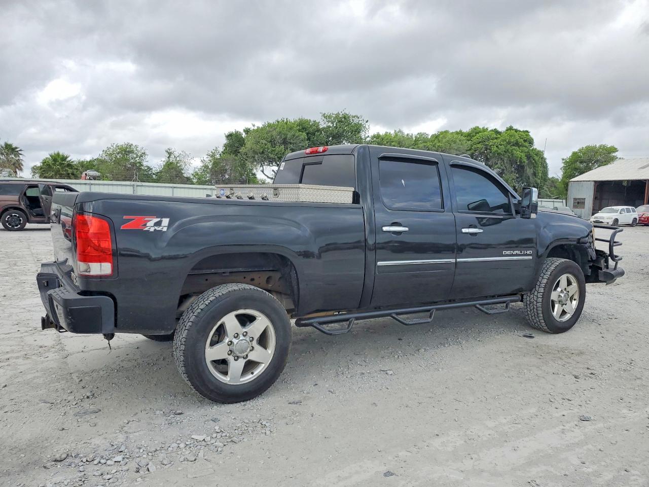 2013 Gmc Sierra K2500 Denali Black vin: 1GT125EG1DF173059