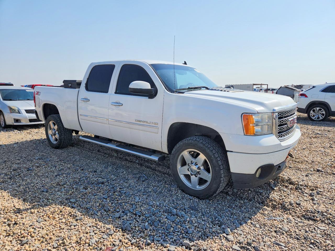 2014 Gmc Sierra K2500 Denali Белый vin: 1GT125EG5EF172594