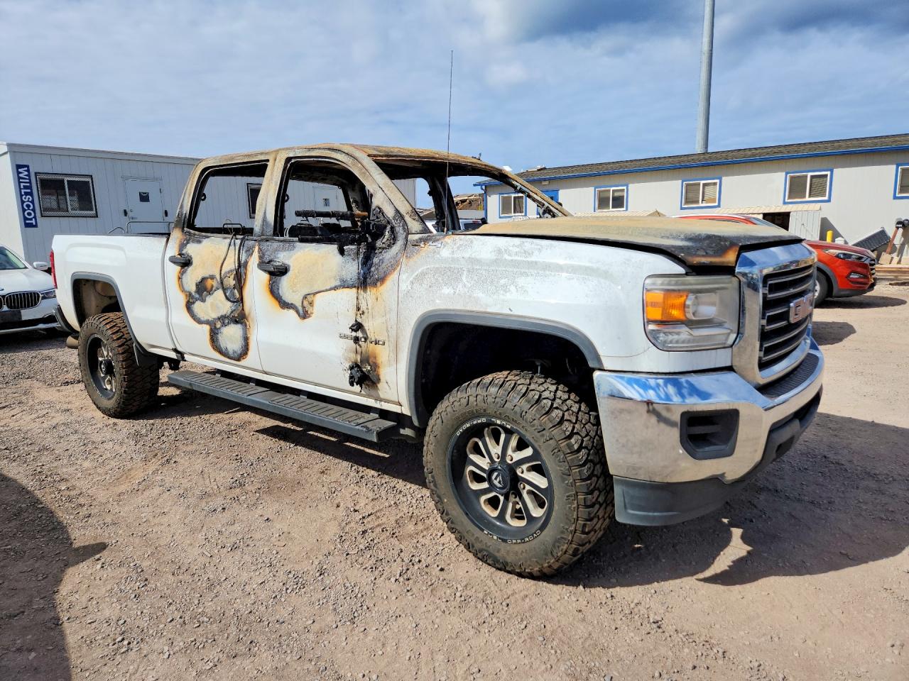 2016 Gmc Sierra K2500 Heavy Duty White vin: 1GT12RE89GF212873
