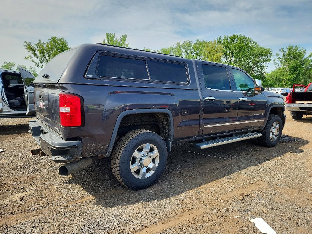 2016 Gmc Sierra K2500 Denali Gray vin: 1GT12UE82GF175944