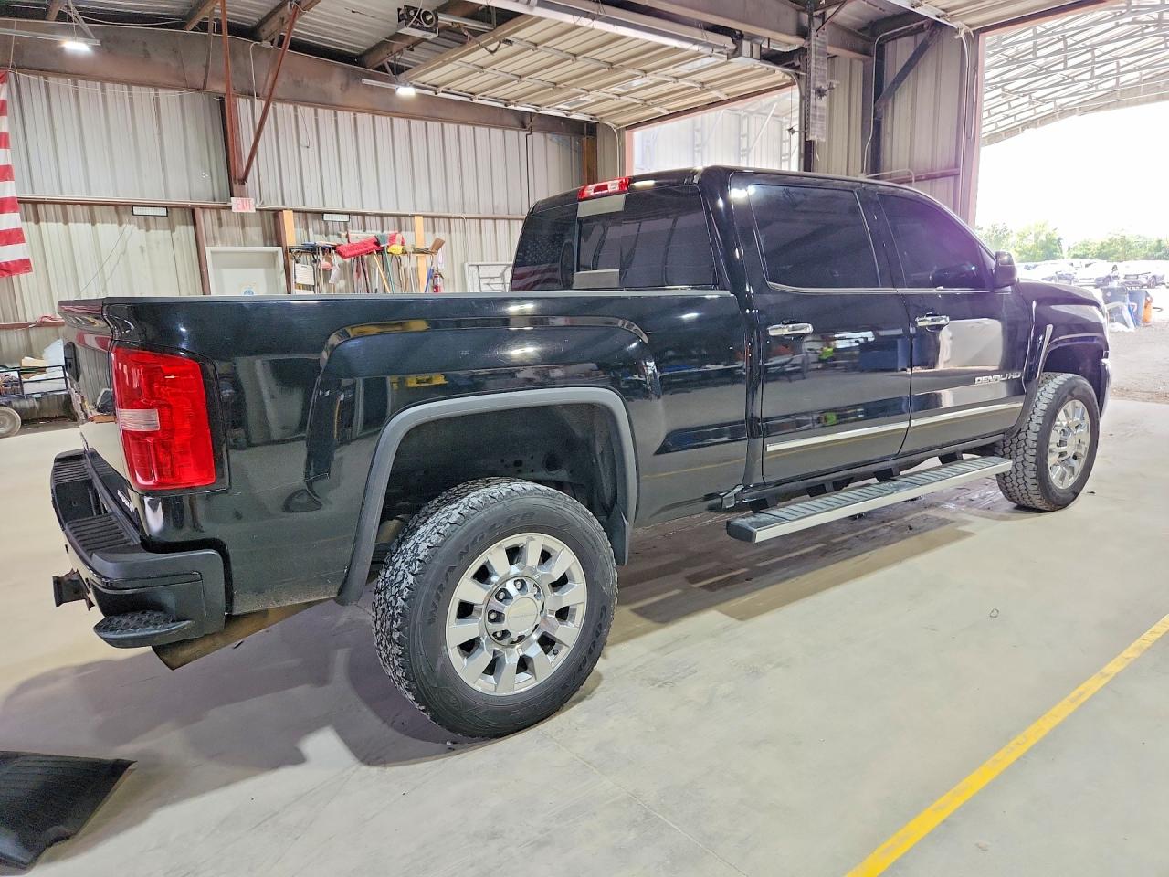 2016 Gmc Sierra K2500 Denali Black vin: 1GT12UEG9GF100004