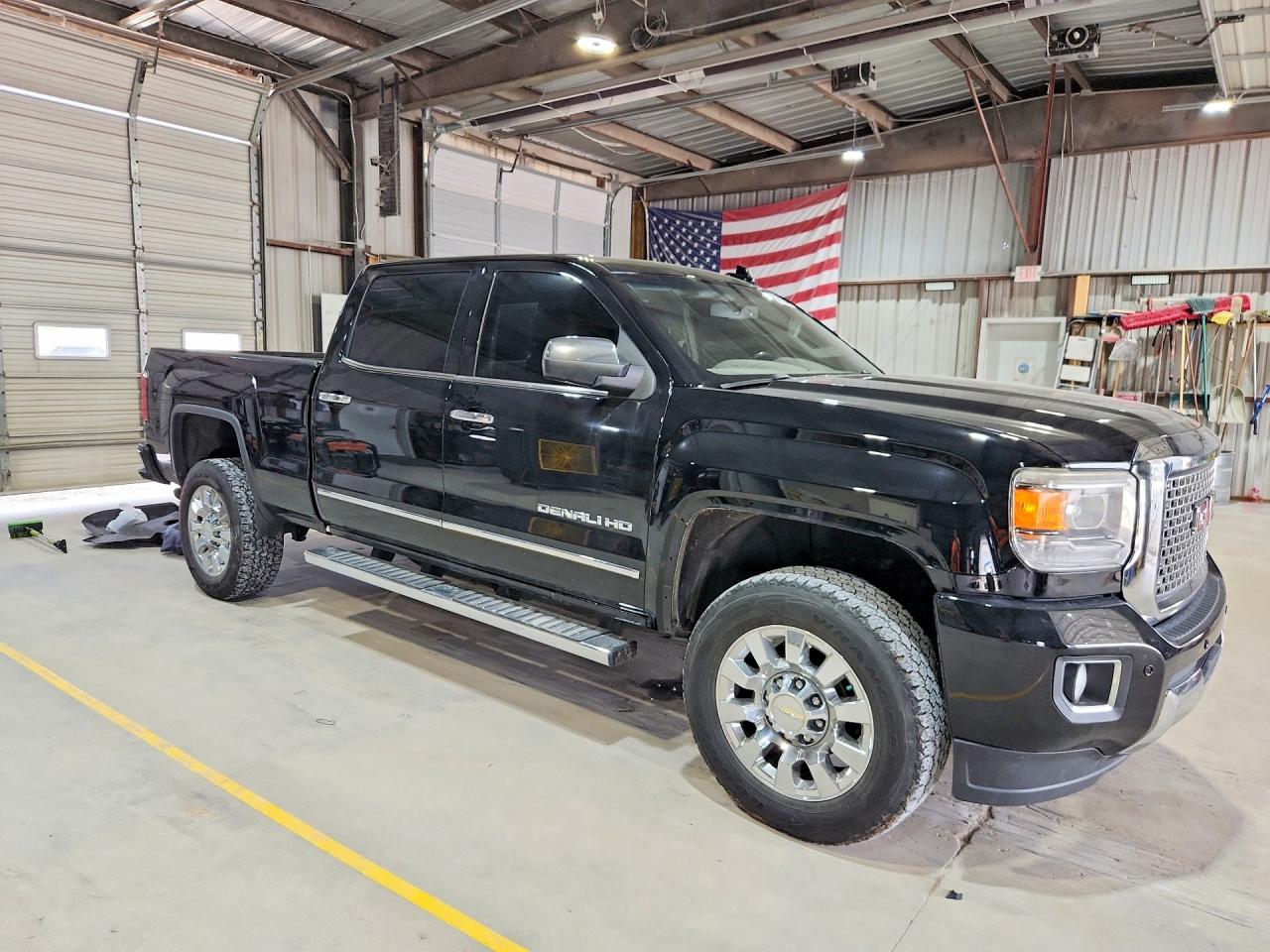 2016 Gmc Sierra K2500 Denali Black vin: 1GT12UEG9GF100004