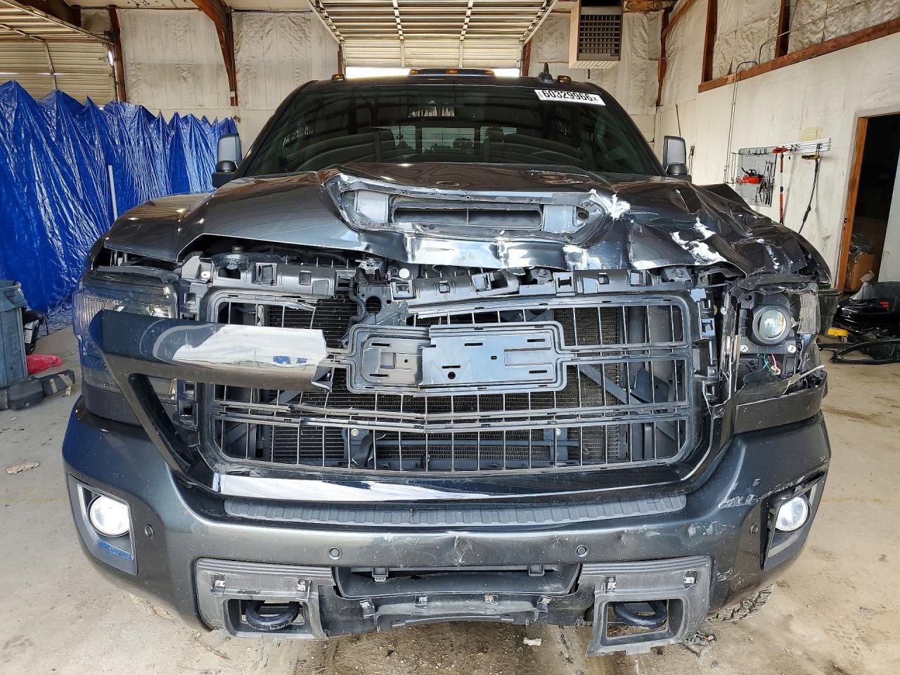 2018 Gmc Sierra K2500 Denali Green vin: 1GT12UEY0JF112347