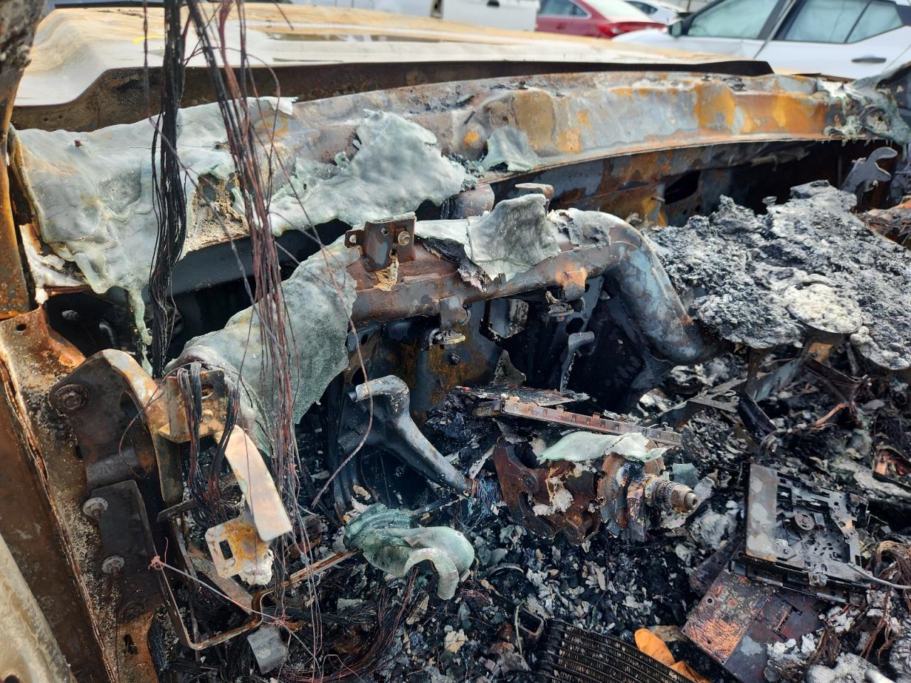 2018 Gmc Sierra K2500 Denali Burn vin: 1GT12UEY0JF268159