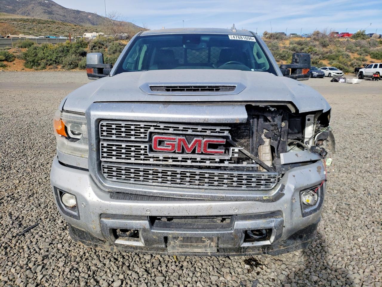2018 Gmc Sierra K2500 Denali Silver vin: 1GT12UEYXJF234245