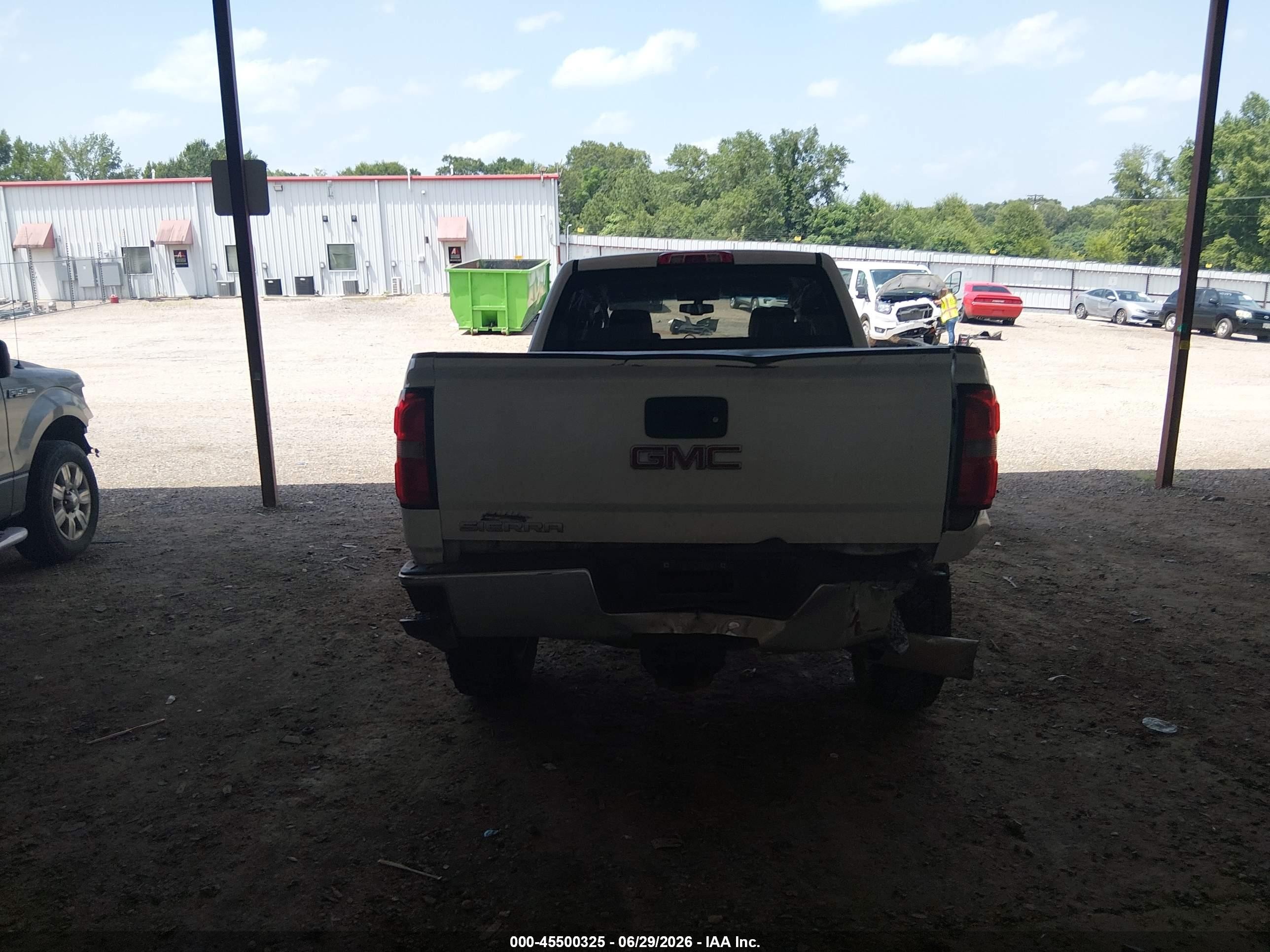 2015 Gmc Sierra 2500hd White vin: 1GT12XE82FF104579