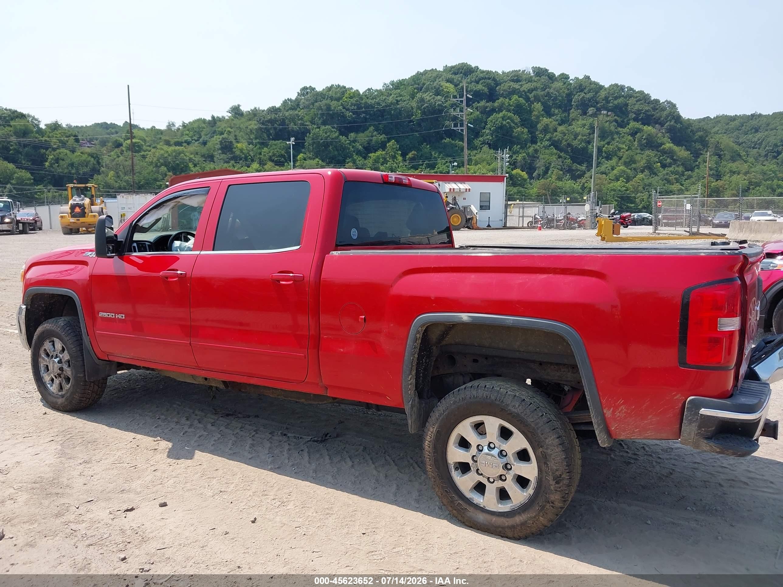 2015 Gmc Sierra 2500hd Sle Red vin: 1GT12YE84FF136181