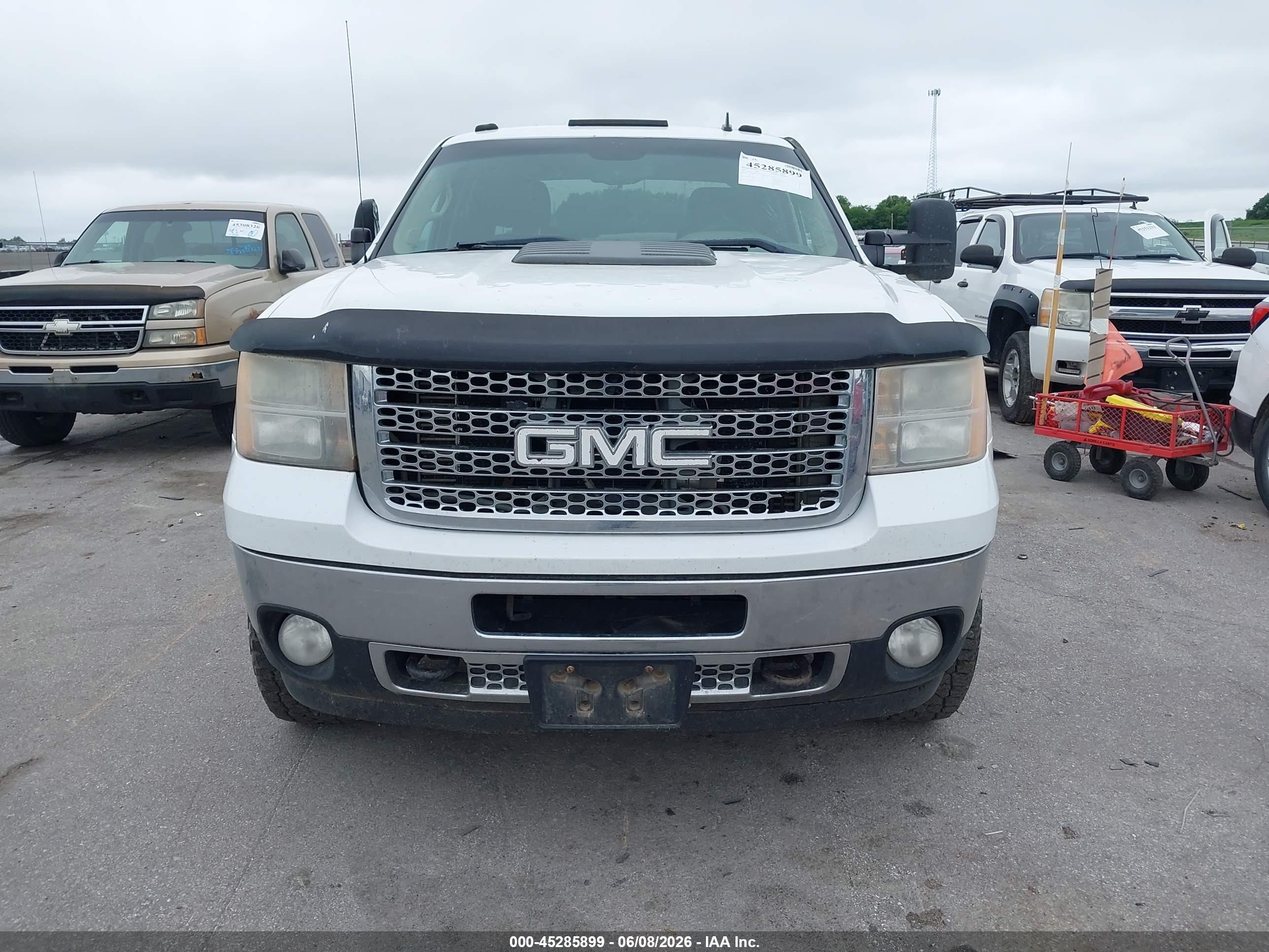 2013 Gmc Sierra 2500hd Work Truck White vin: 1GT12ZC89DF214170