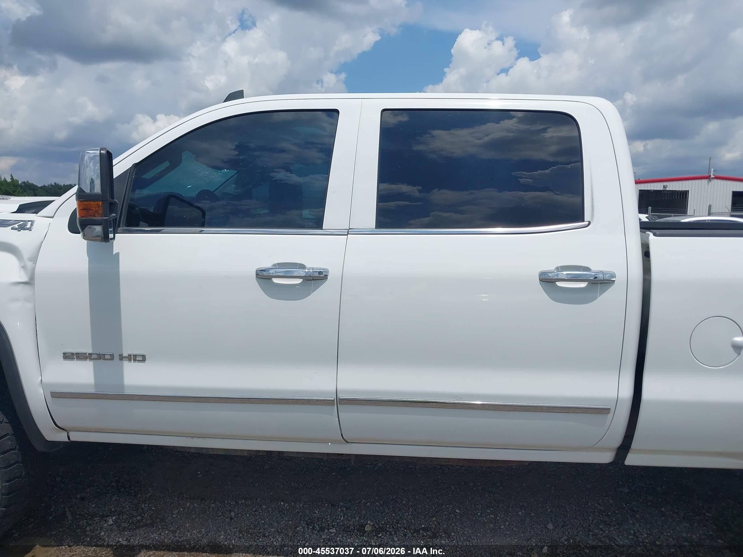 2015 Gmc Sierra 2500hd Available Wifi Slt White vin: 1GT12ZE82FF610747