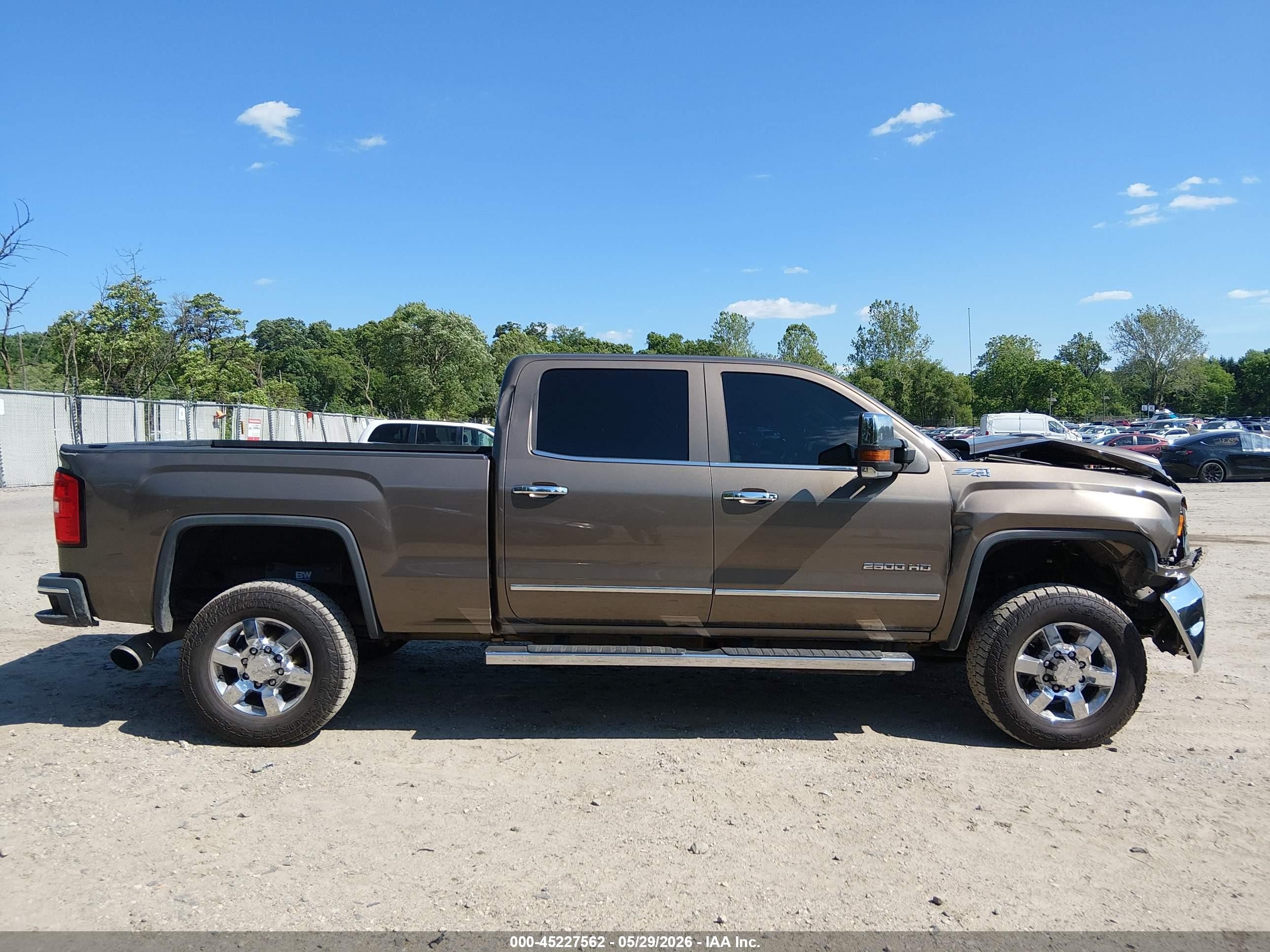 2015 Gmc Sierra 2500hd Slt Brown vin: 1GT12ZE84FF630823