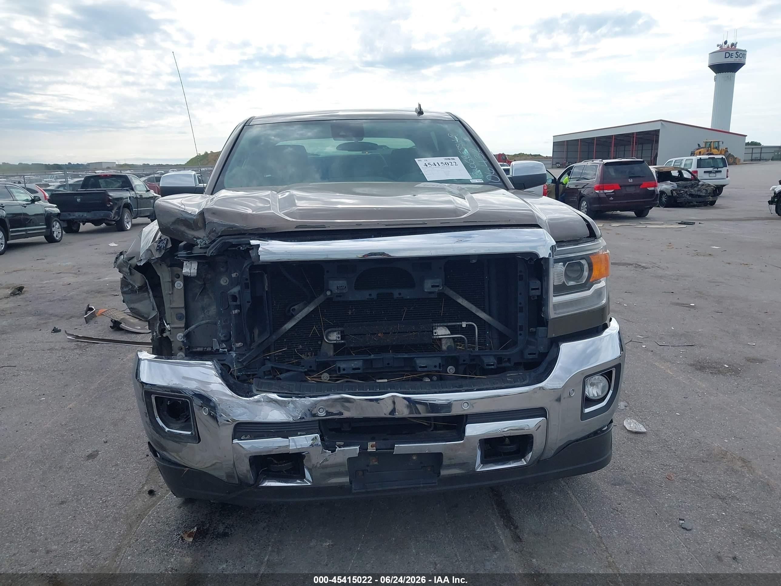 2015 Gmc Sierra 2500hd Slt Brown vin: 1GT12ZEG0FF106432