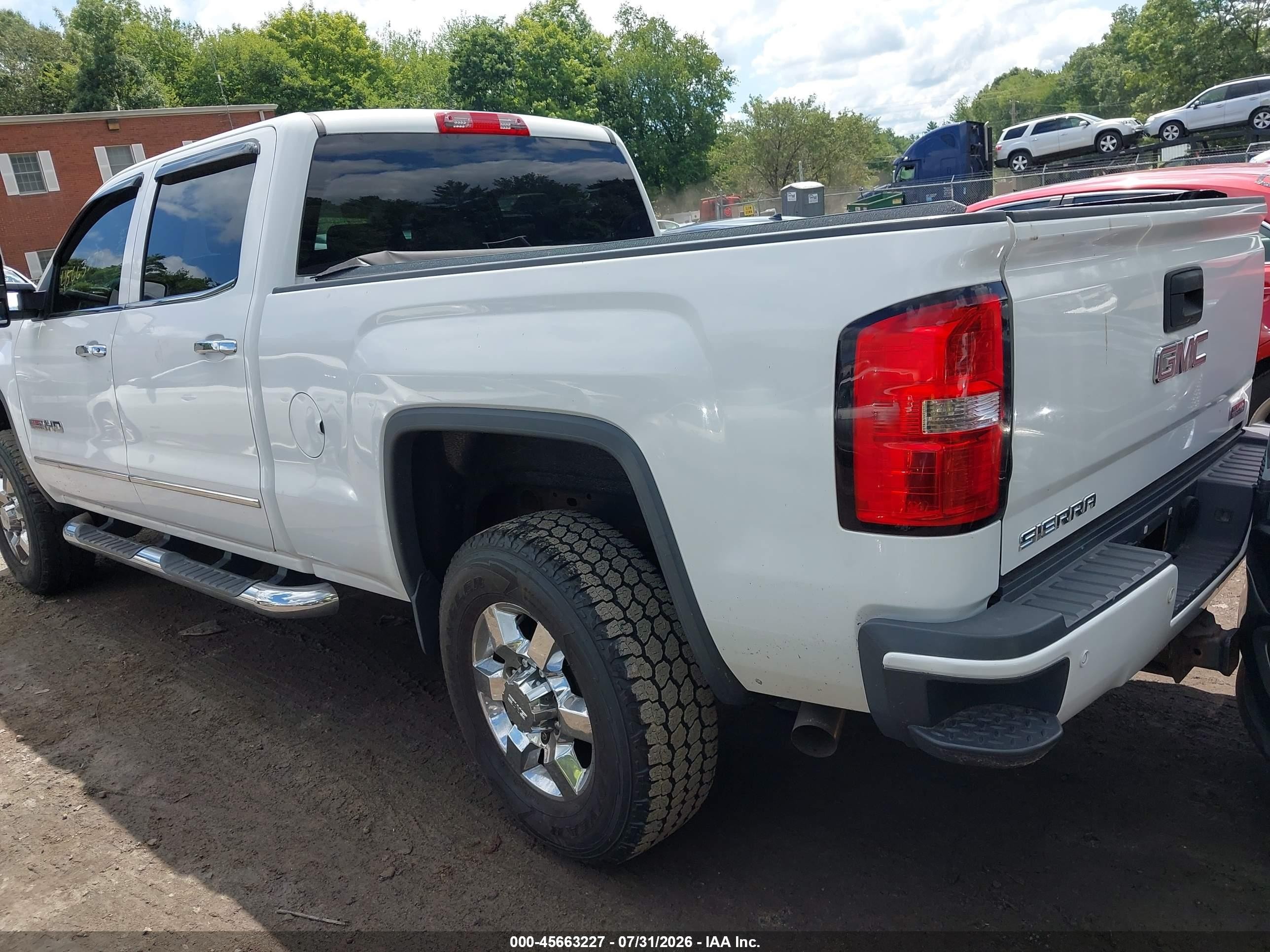 2015 Gmc Sierra 2500hd Available Wifi Slt White vin: 1GT12ZEG3FF544913