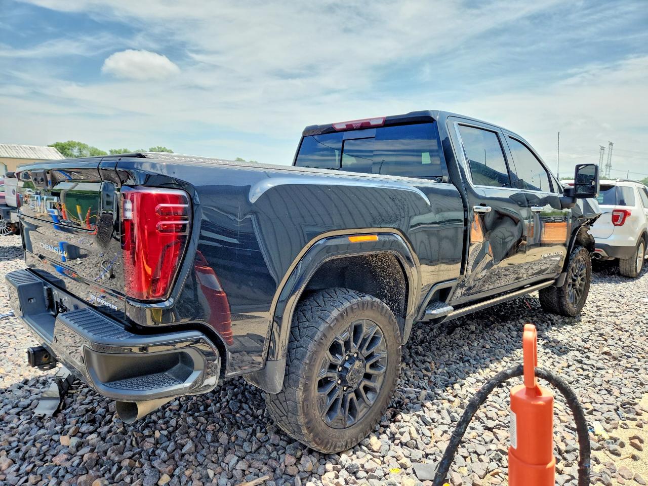 2024 Gmc Sierra K2500 Denali Ultimate Black vin: 1GT19XEY8RF335096
