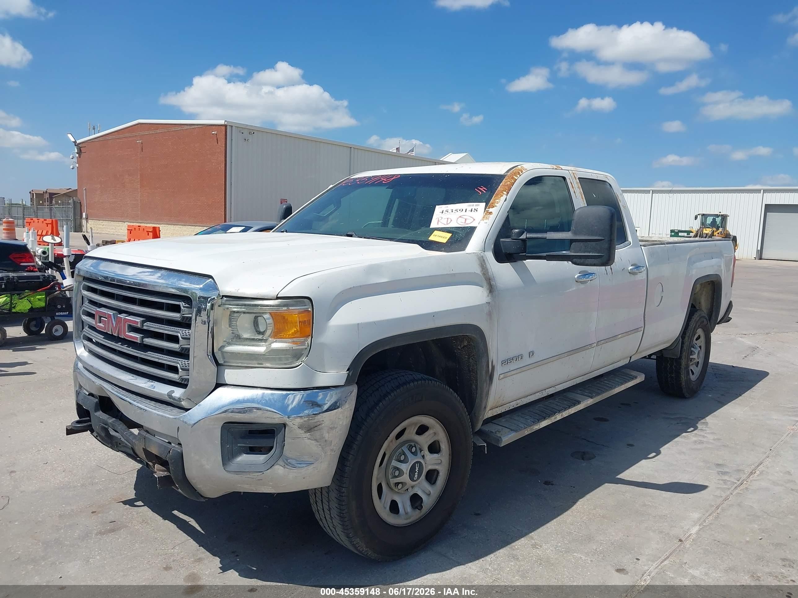 2015 Gmc Sierra 2500hd   White vin: 1GT21XEG7FZ125781