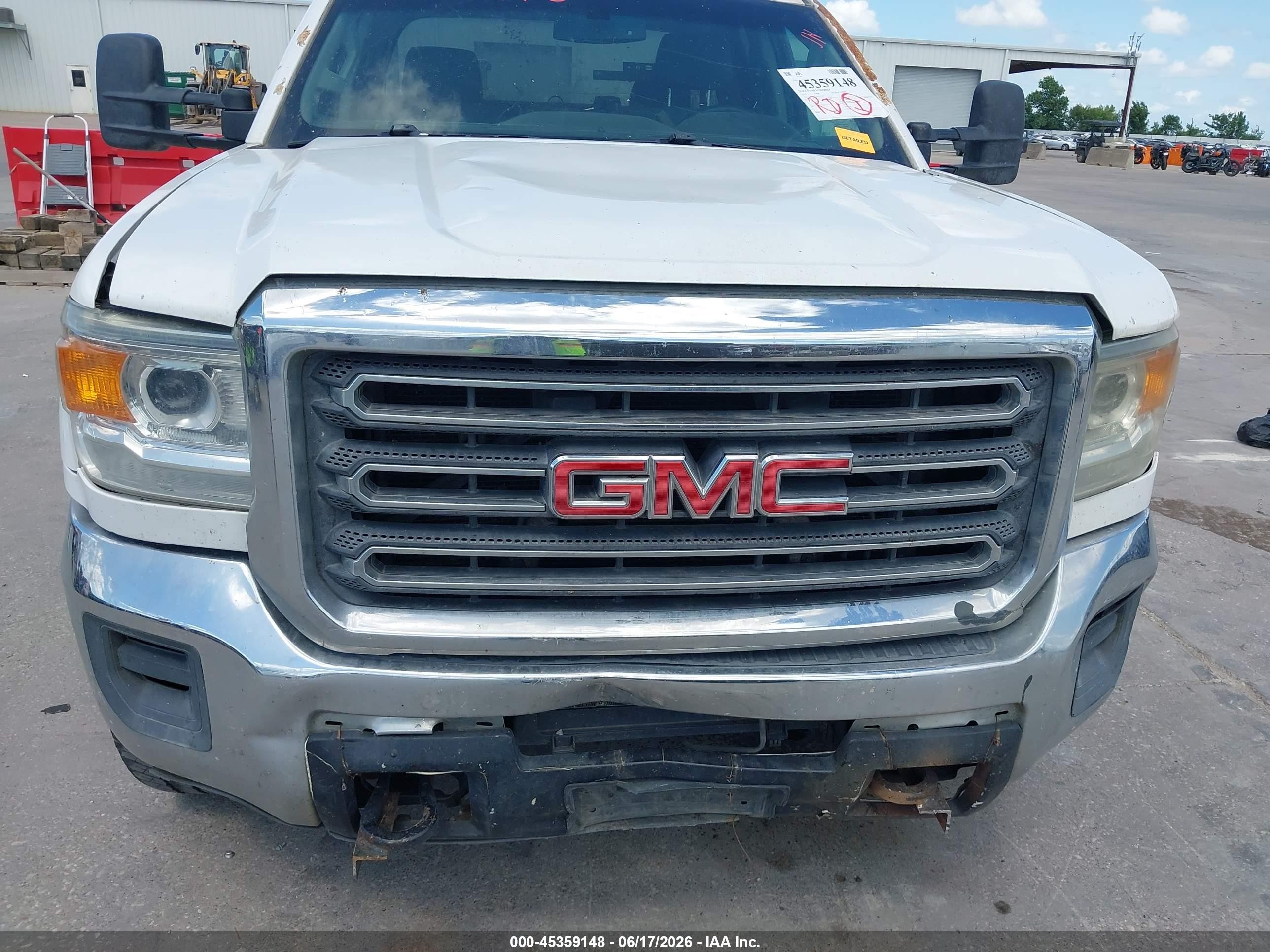 2015 Gmc Sierra 2500hd   White vin: 1GT21XEG7FZ125781