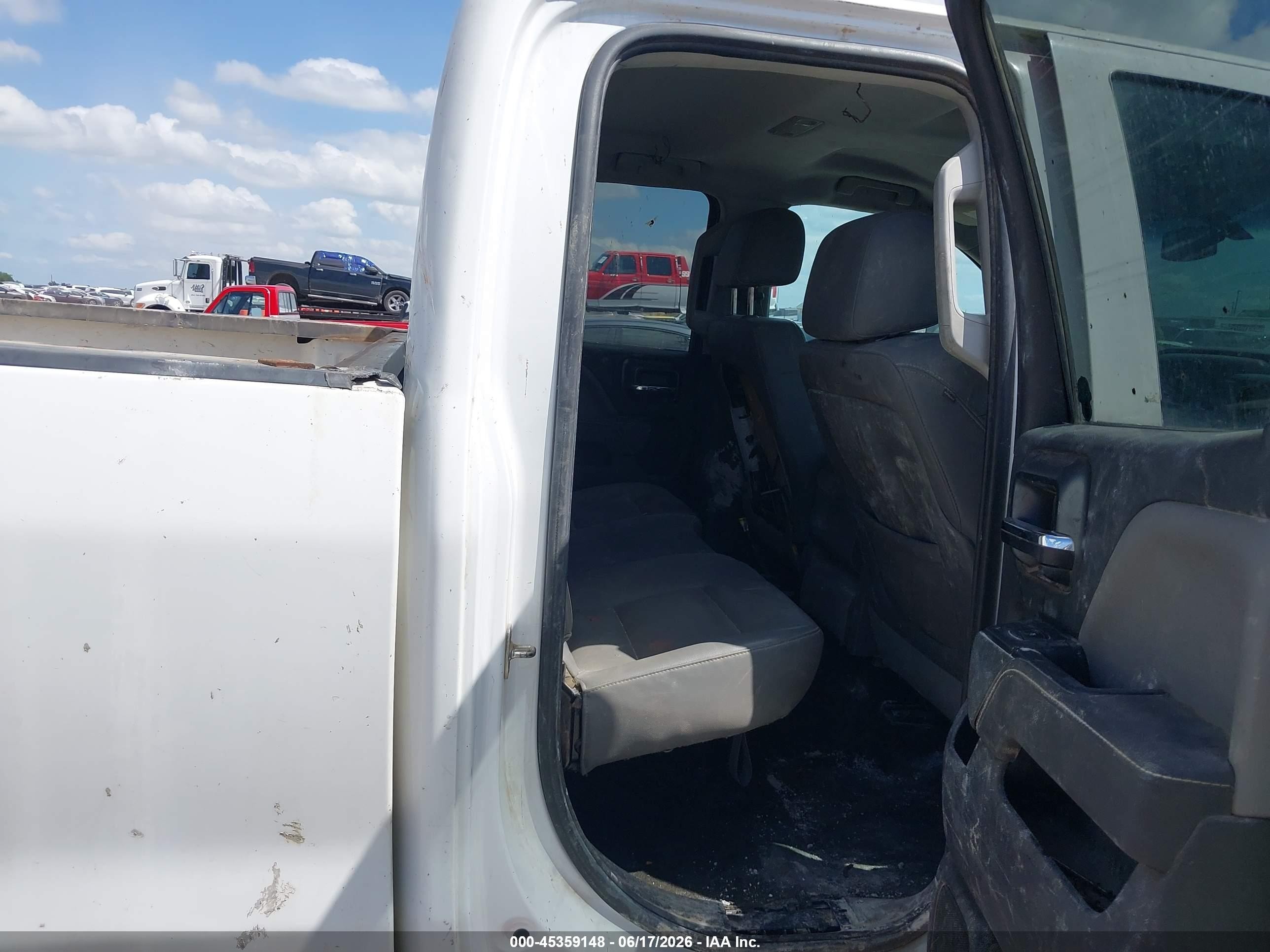 2015 Gmc Sierra 2500hd   White vin: 1GT21XEG7FZ125781