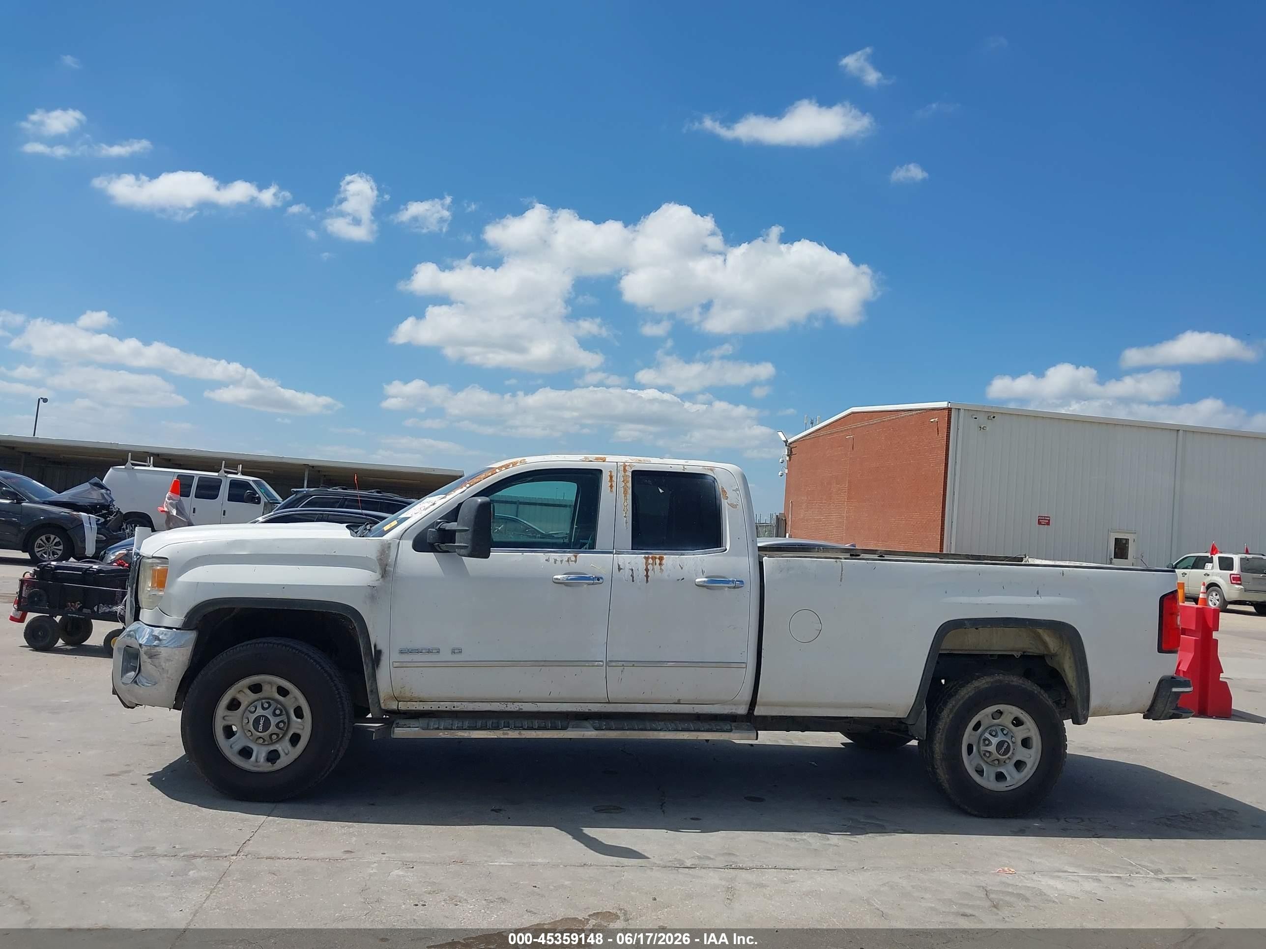 2015 Gmc Sierra 2500hd   White vin: 1GT21XEG7FZ125781