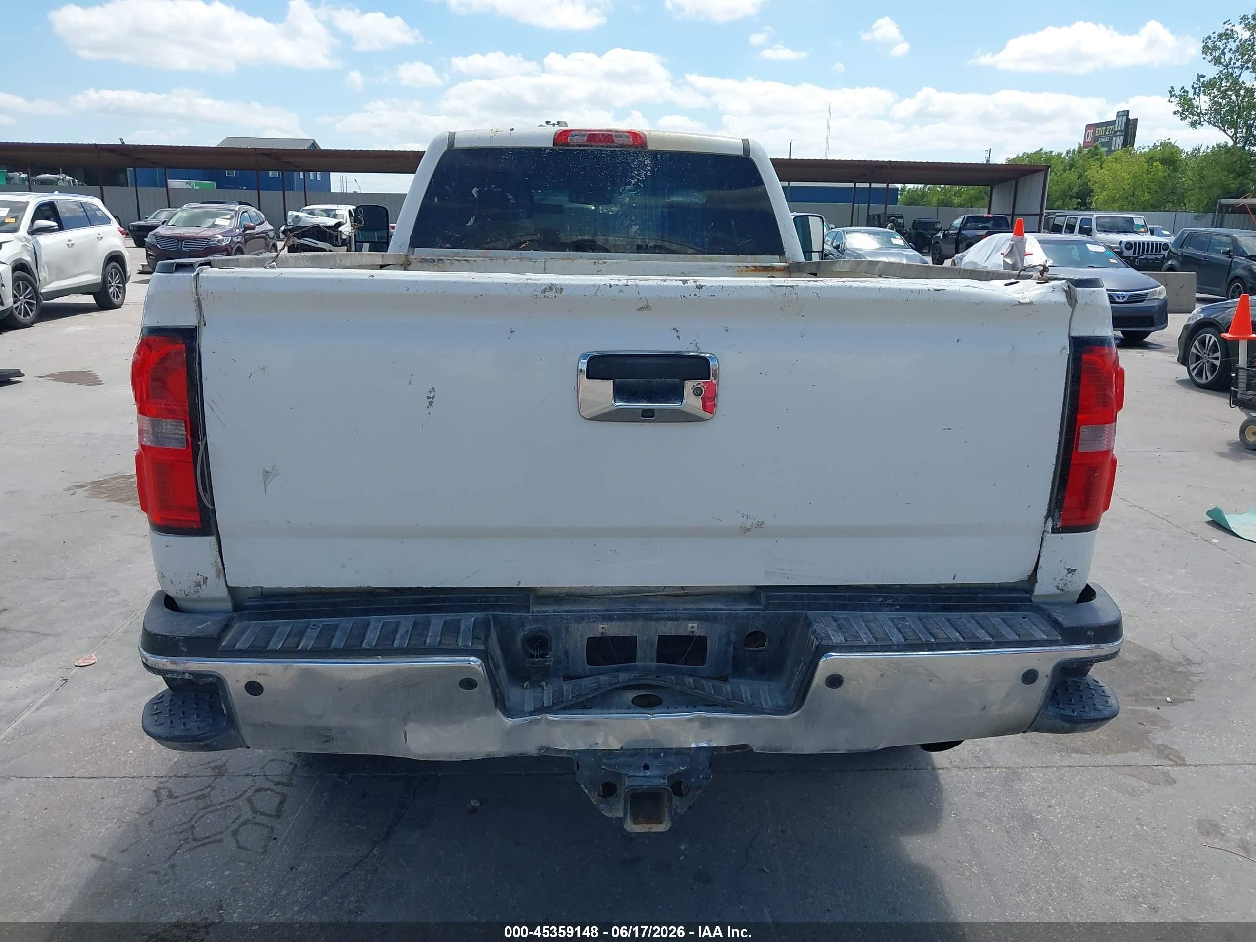 2015 Gmc Sierra 2500hd   White vin: 1GT21XEG7FZ125781