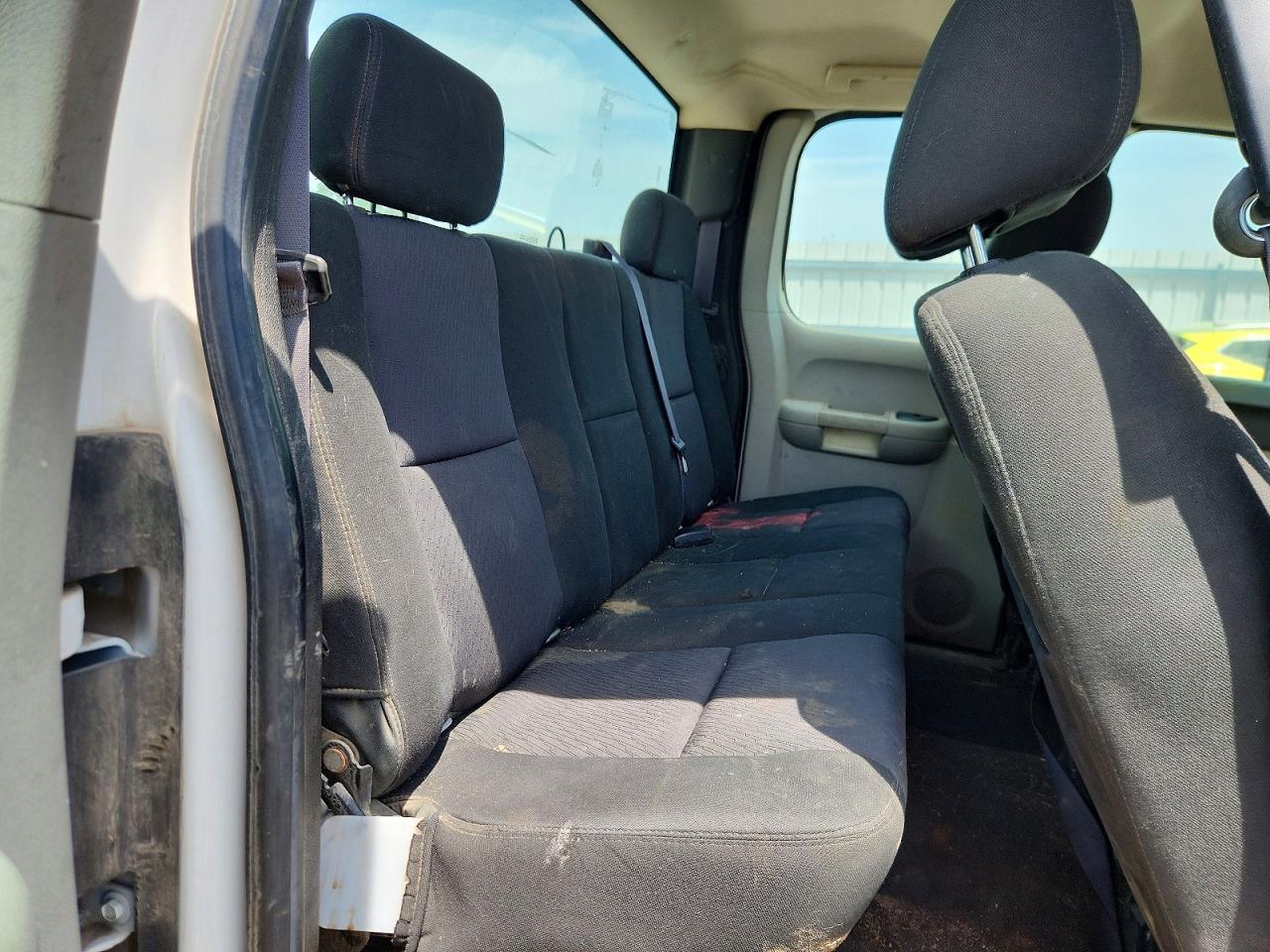 2013 Gmc Sierra C2500 Heavy Duty White vin: 1GT21ZCG2DZ329075